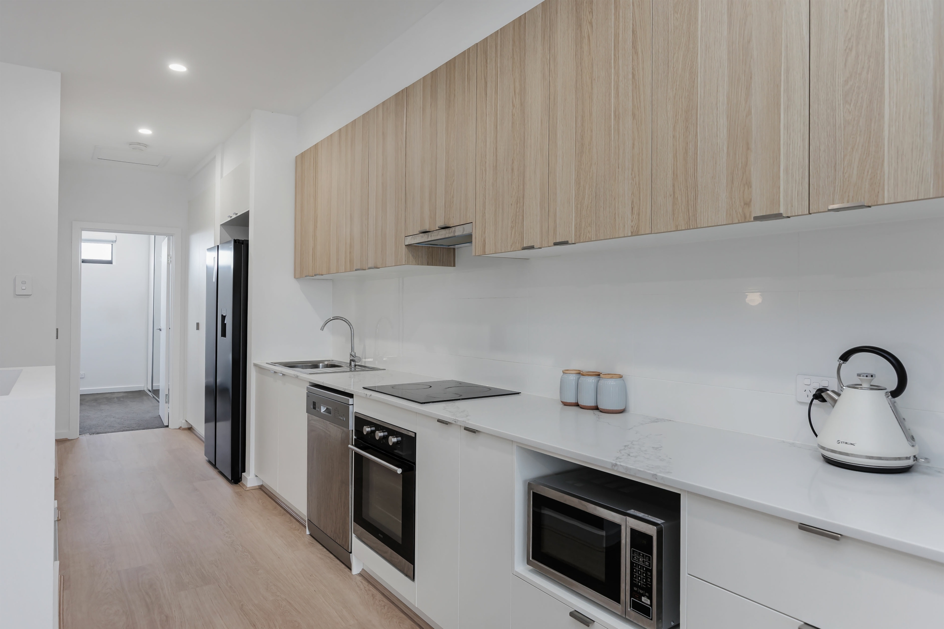 27 Fort Largs Boulevard, TAPEROO