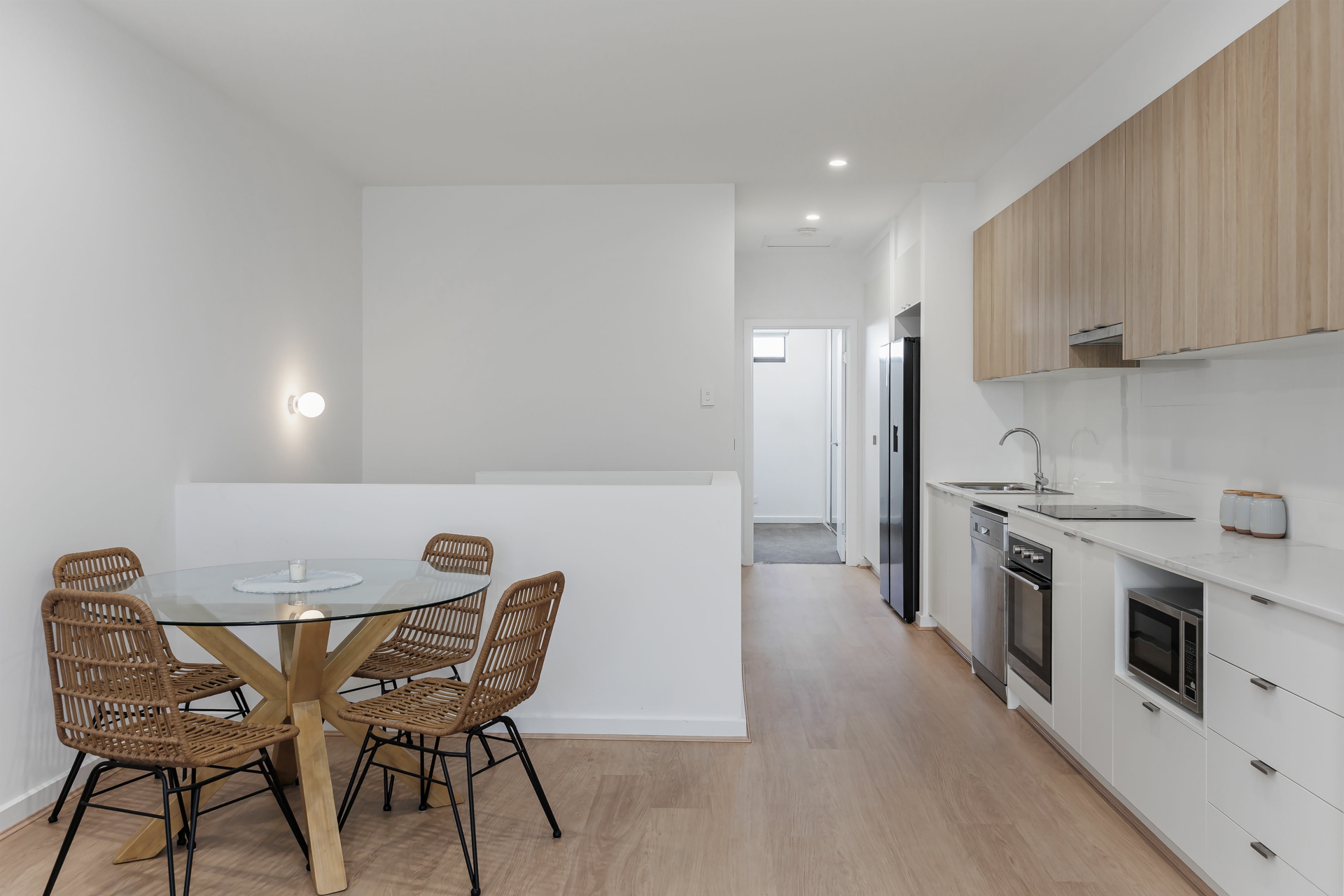 27 Fort Largs Boulevard, TAPEROO