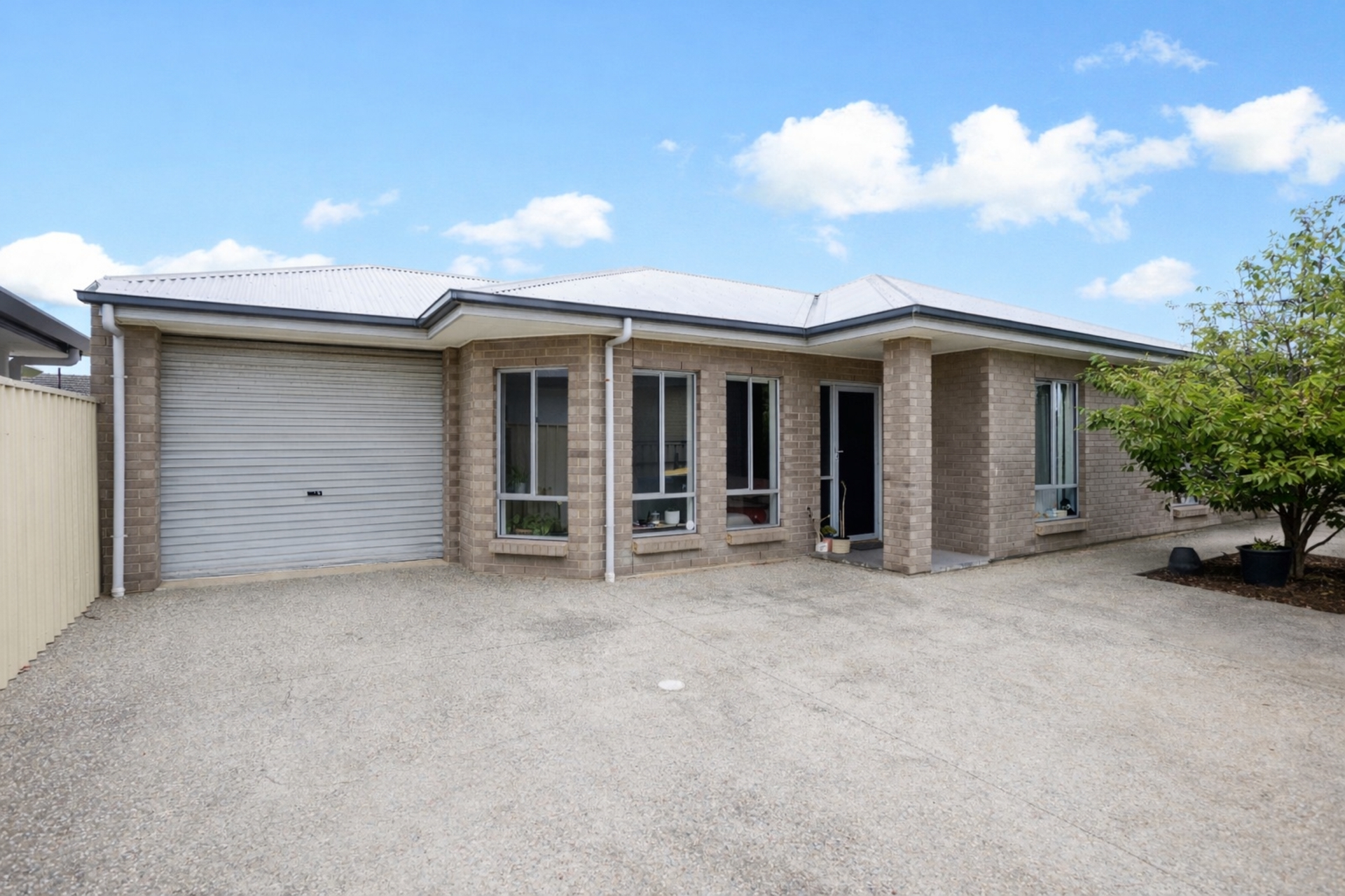 2/11 Munro Avenue, Seaton SA