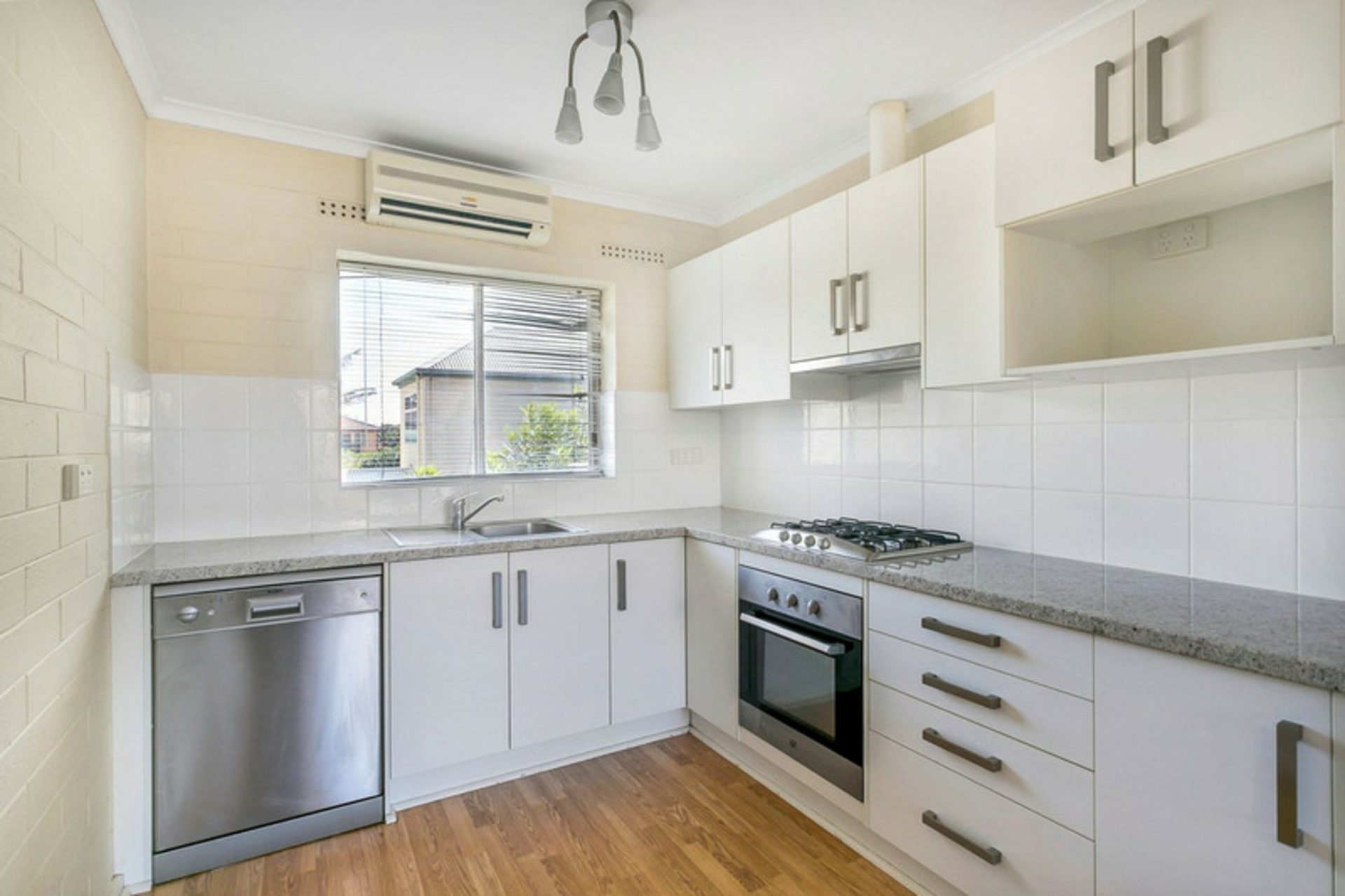 11/723 Burbridge Road — photo from LJ Hooker West Lakes | Henley Beach