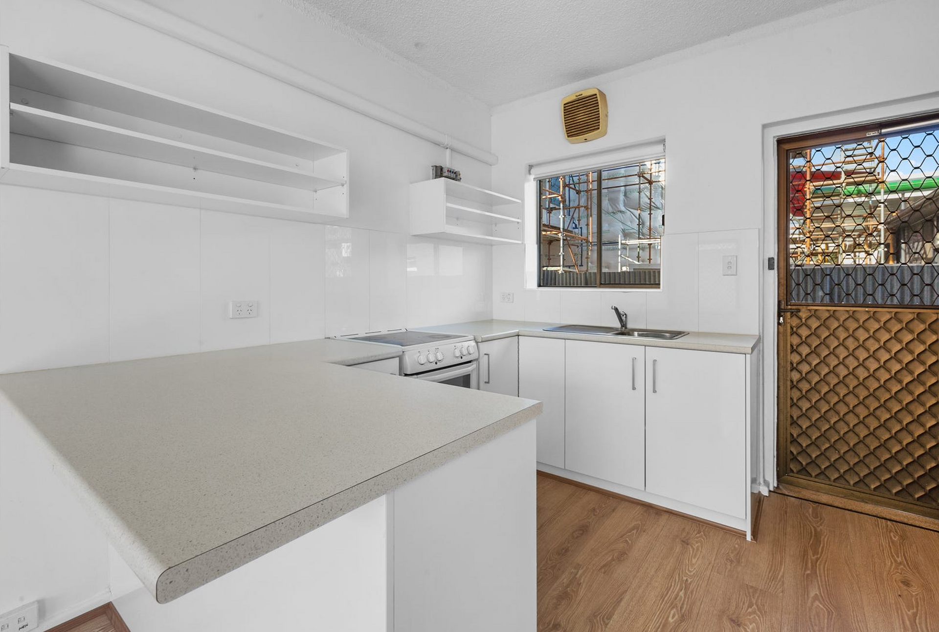 1/437 Churchill Road — photo 2 of 12