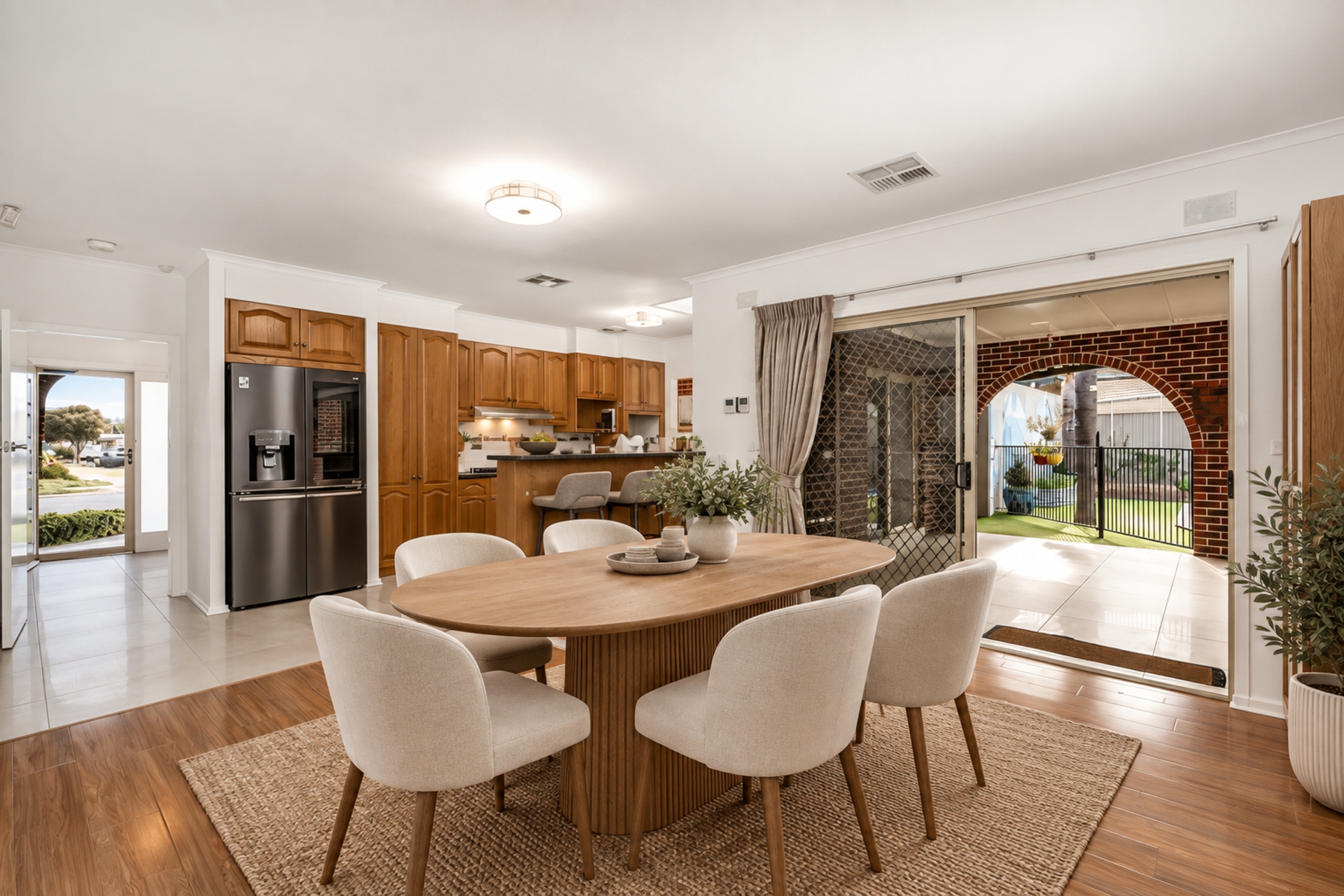 22 Lochside Drive — photo 7 of 19