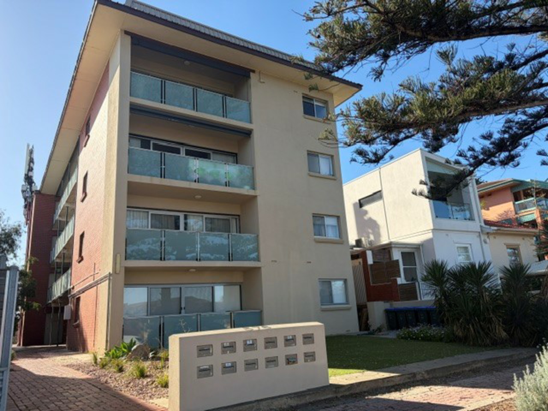 2/576 Seaview Road — photo from LJ Hooker West Lakes | Henley Beach