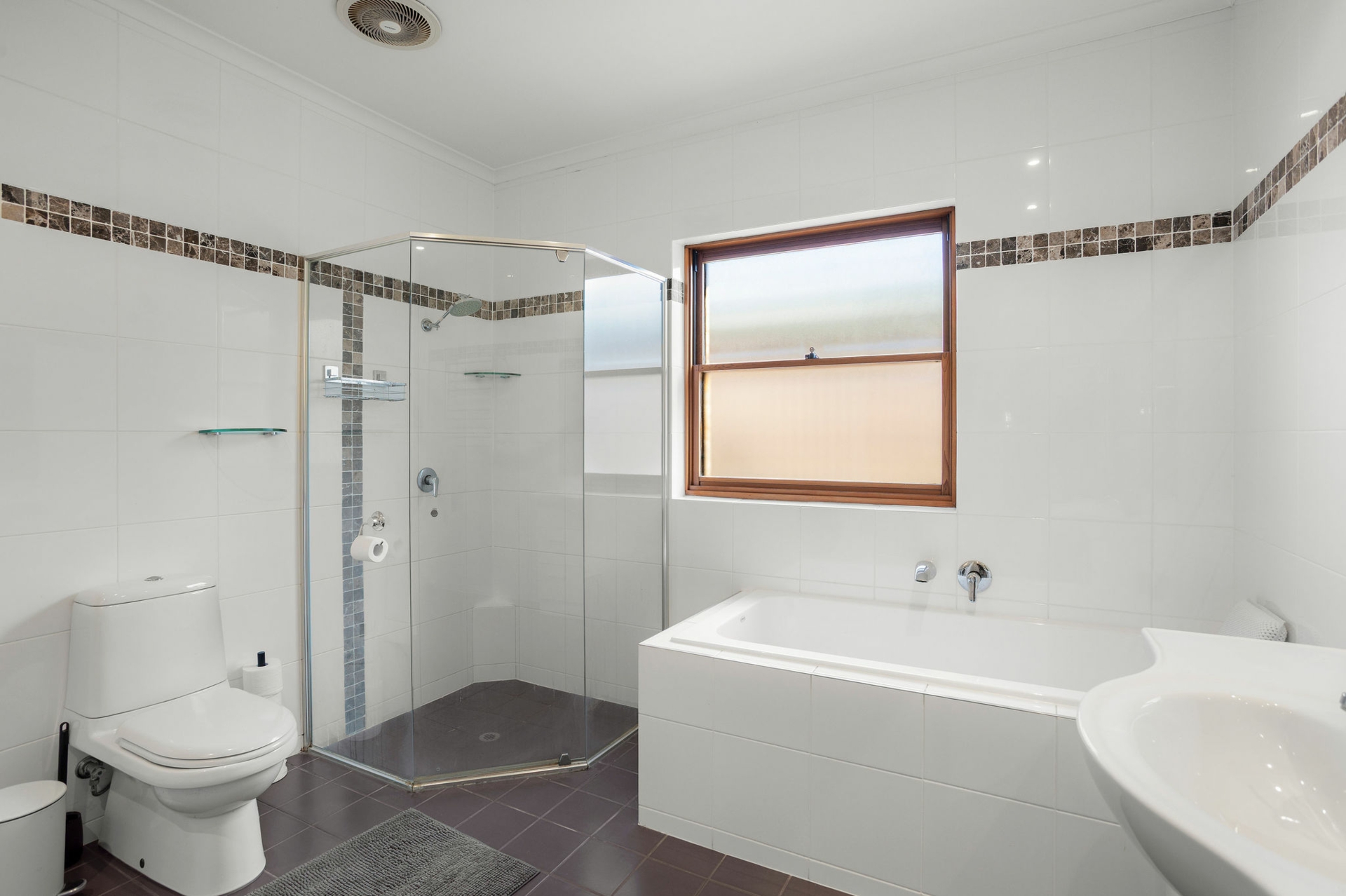 44 Webb Street — photo 18 of 21
