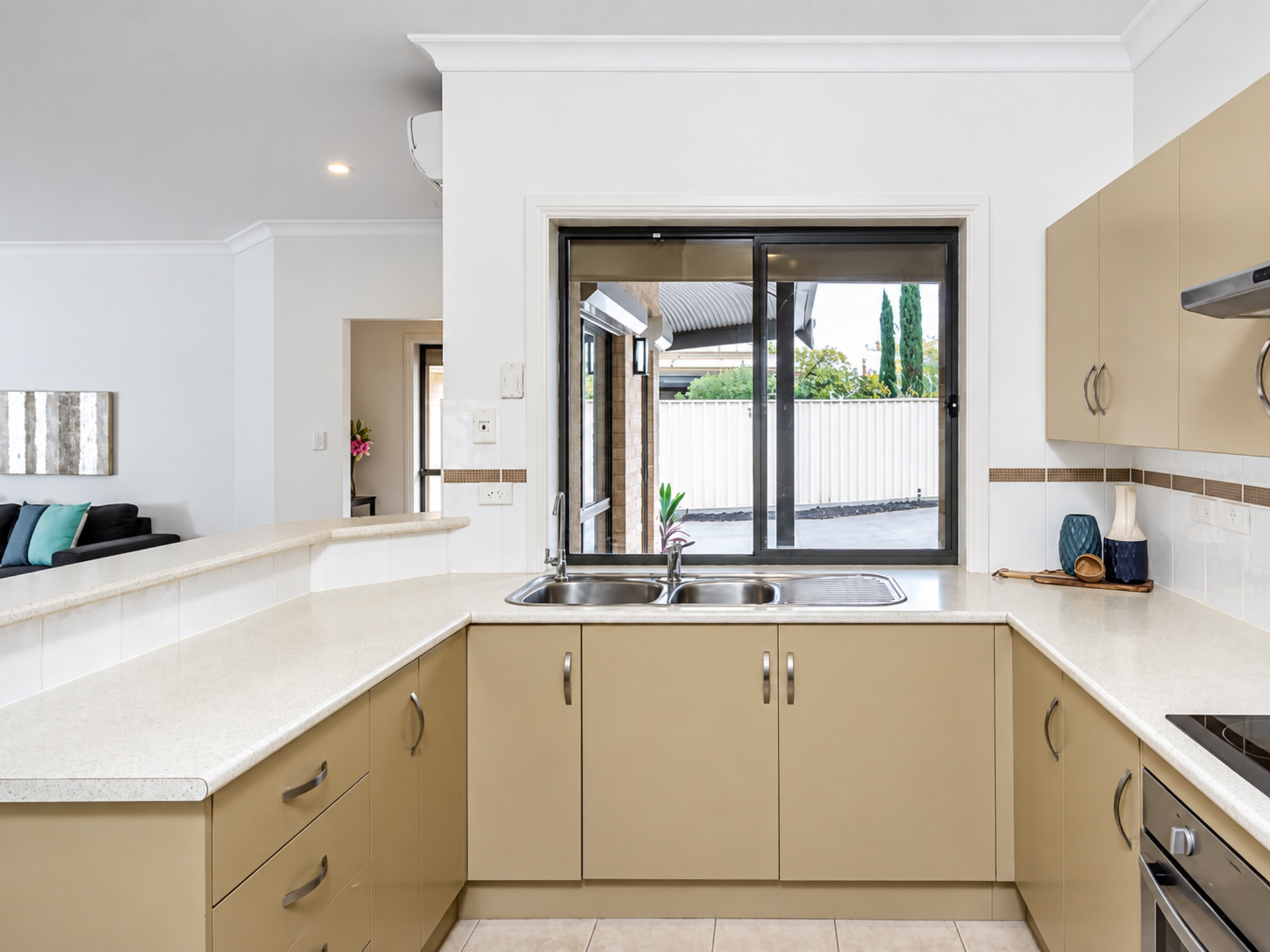 60A Buller Terrace — photo 8 of 17