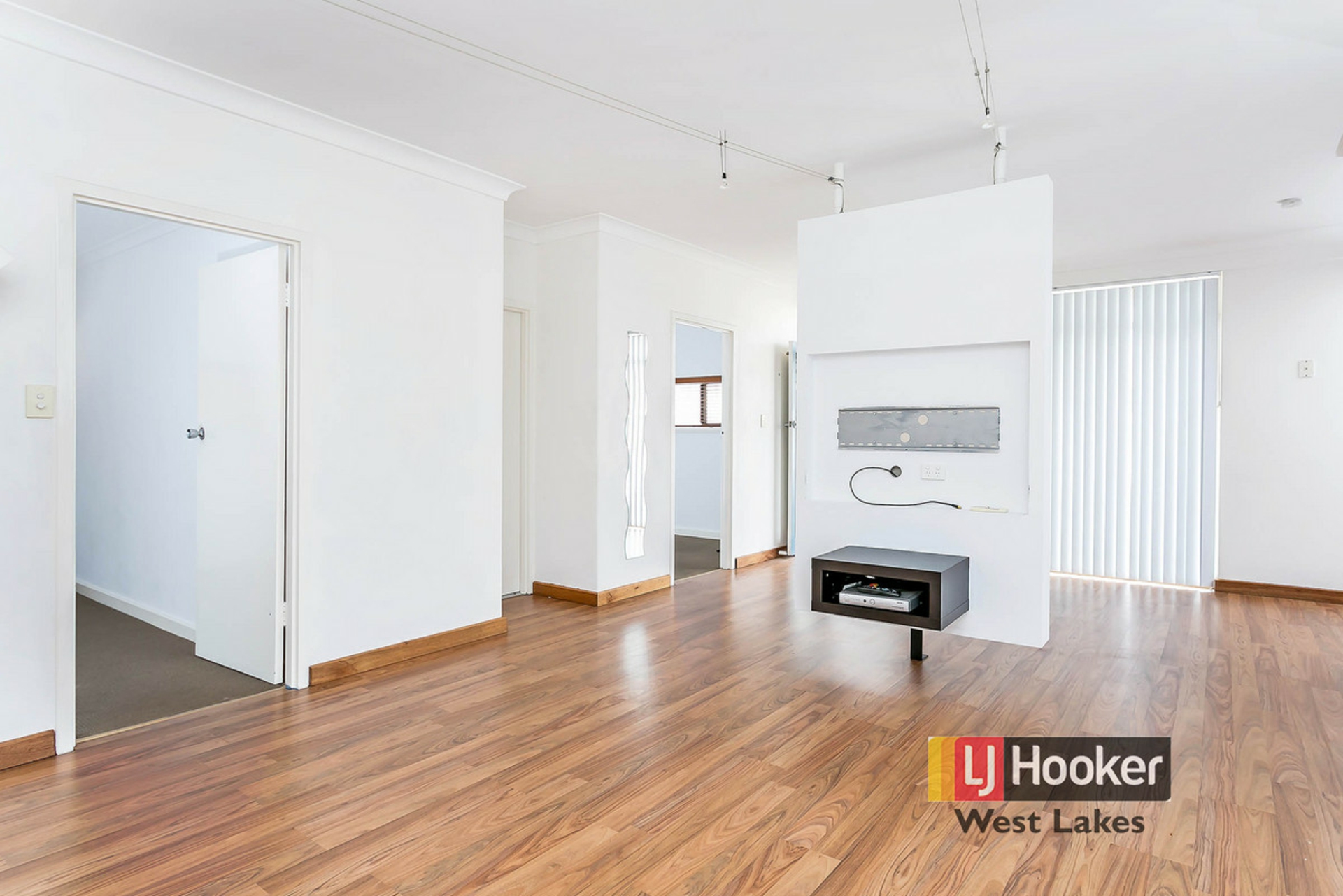 1/2 Rockingham Street — photo 7 of 13
