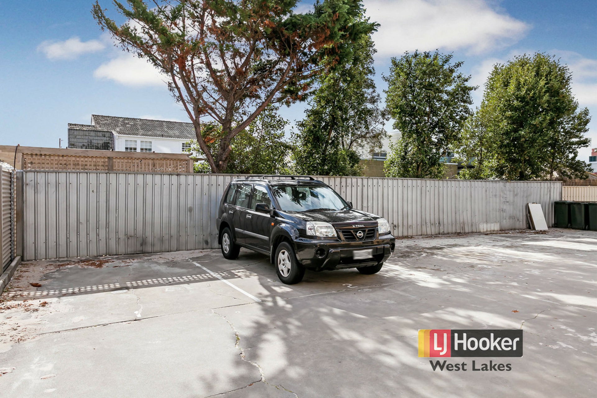 1/2 Rockingham Street — photo 11 of 13