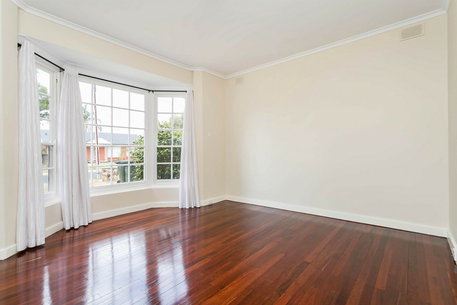 16 Canino Drive — photo 6 of 12