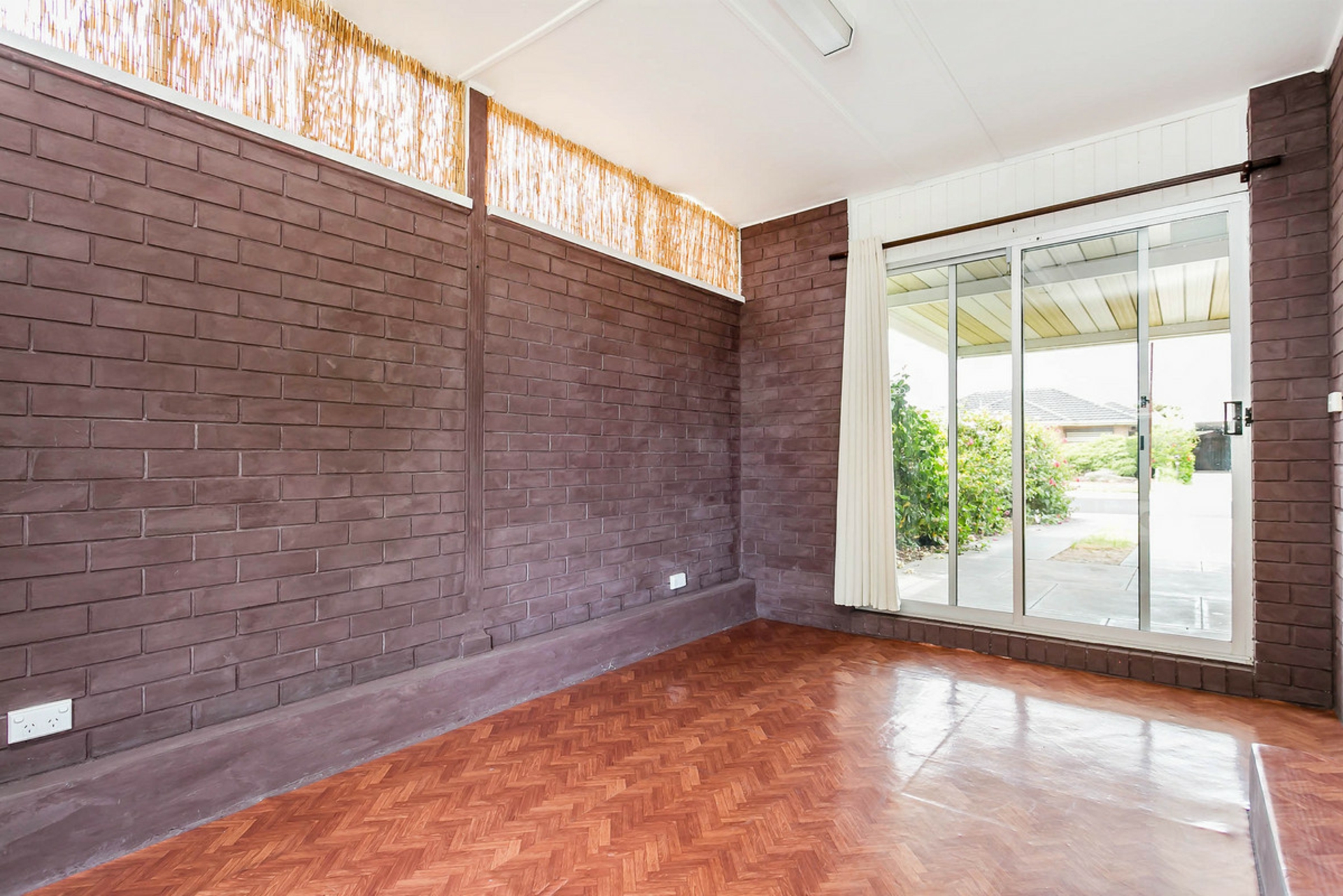 16 Canino Drive — photo 10 of 12