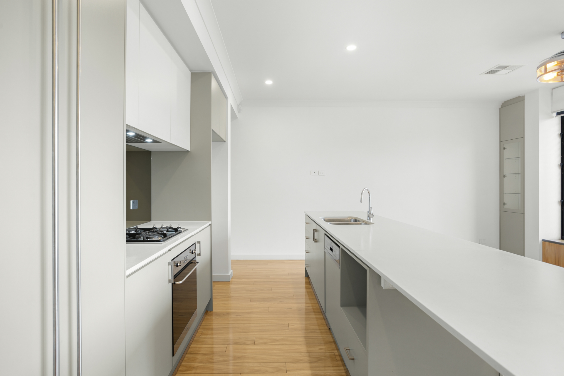 7 Banksia Street — photo 3 of 24