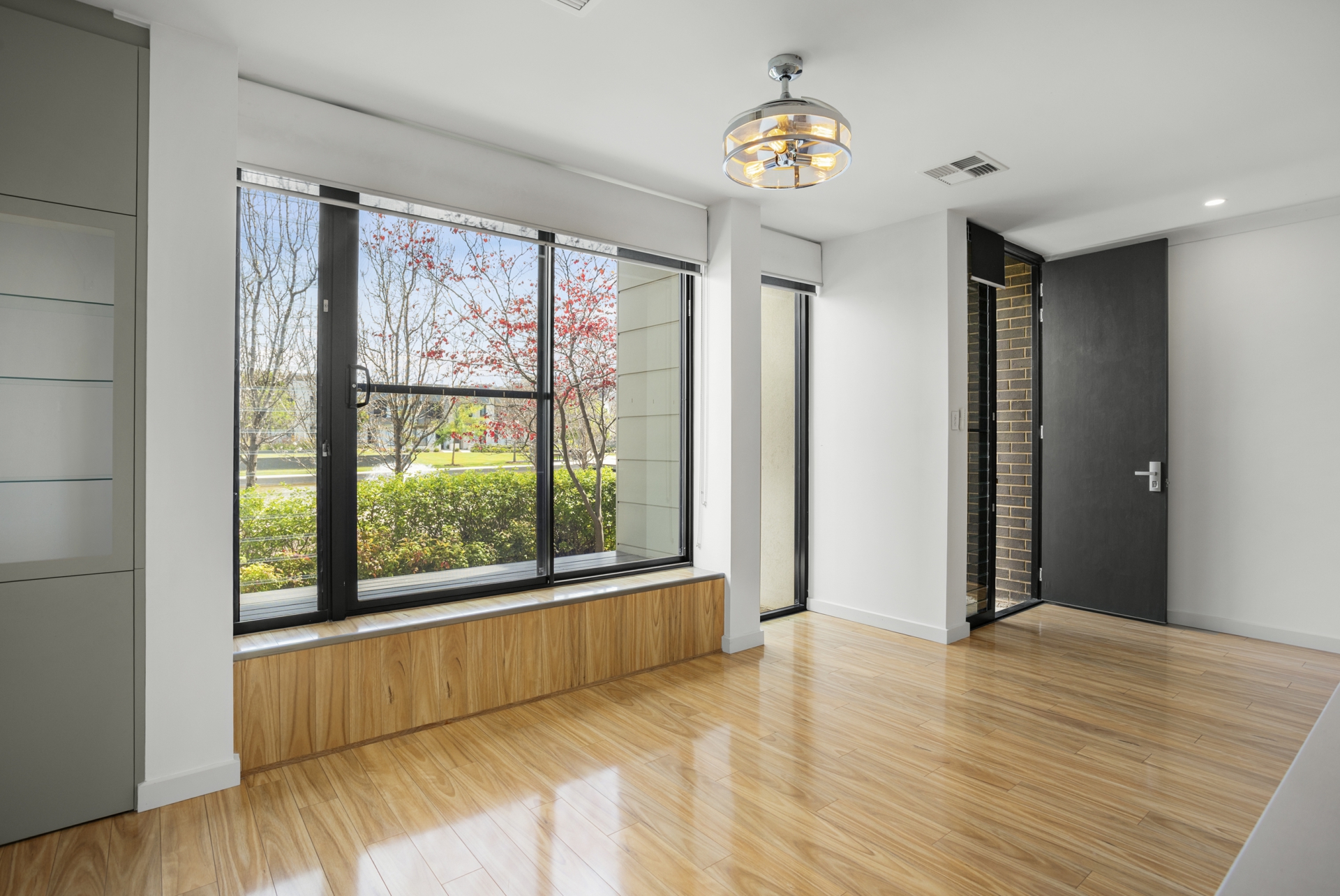 7 Banksia Street — photo 7 of 24