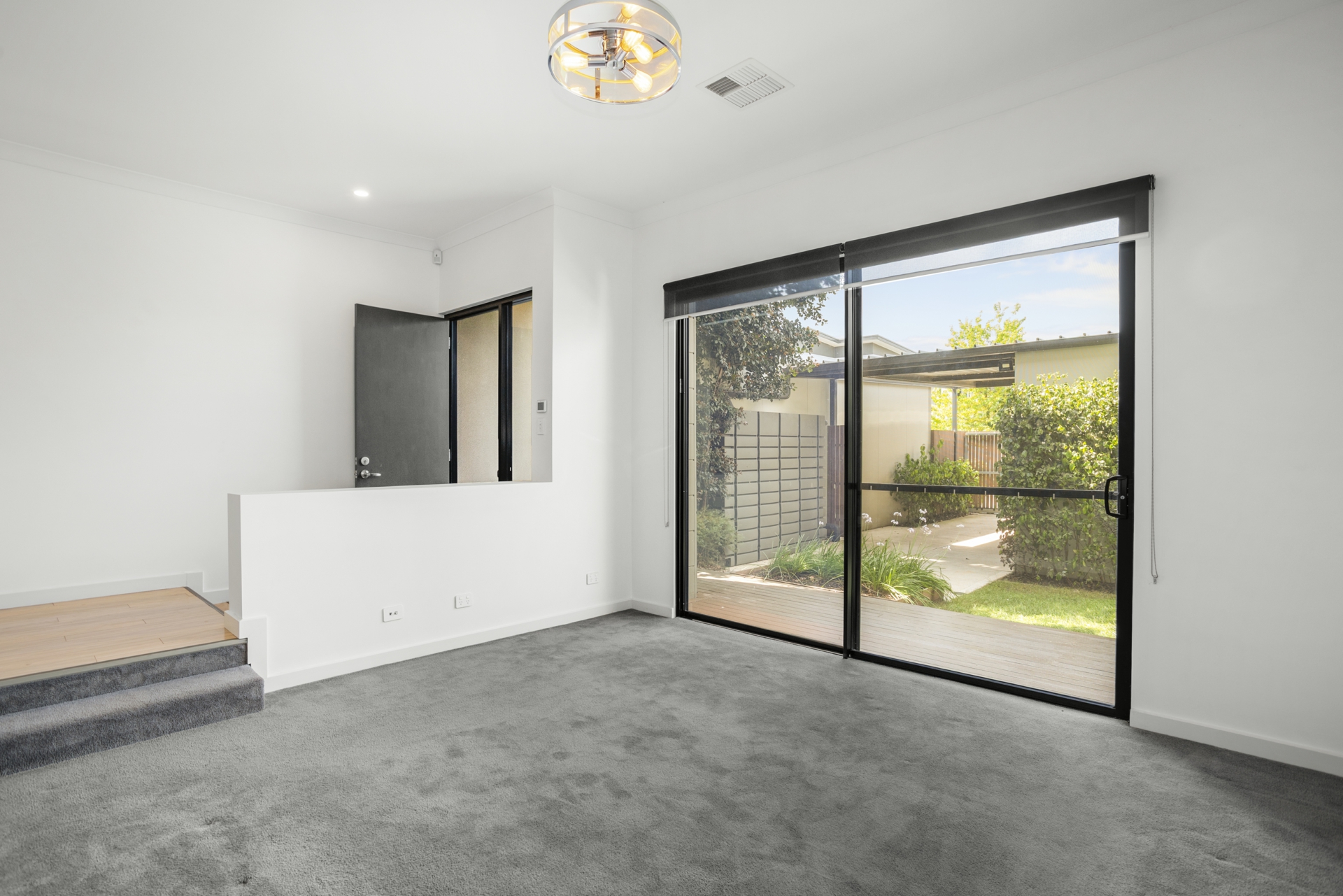 7 Banksia Street — photo 10 of 24