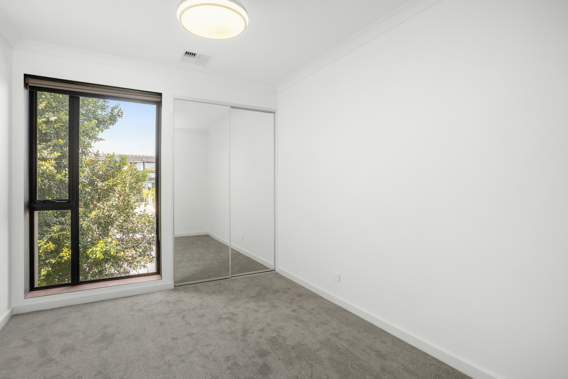 7 Banksia Street — photo 15 of 24
