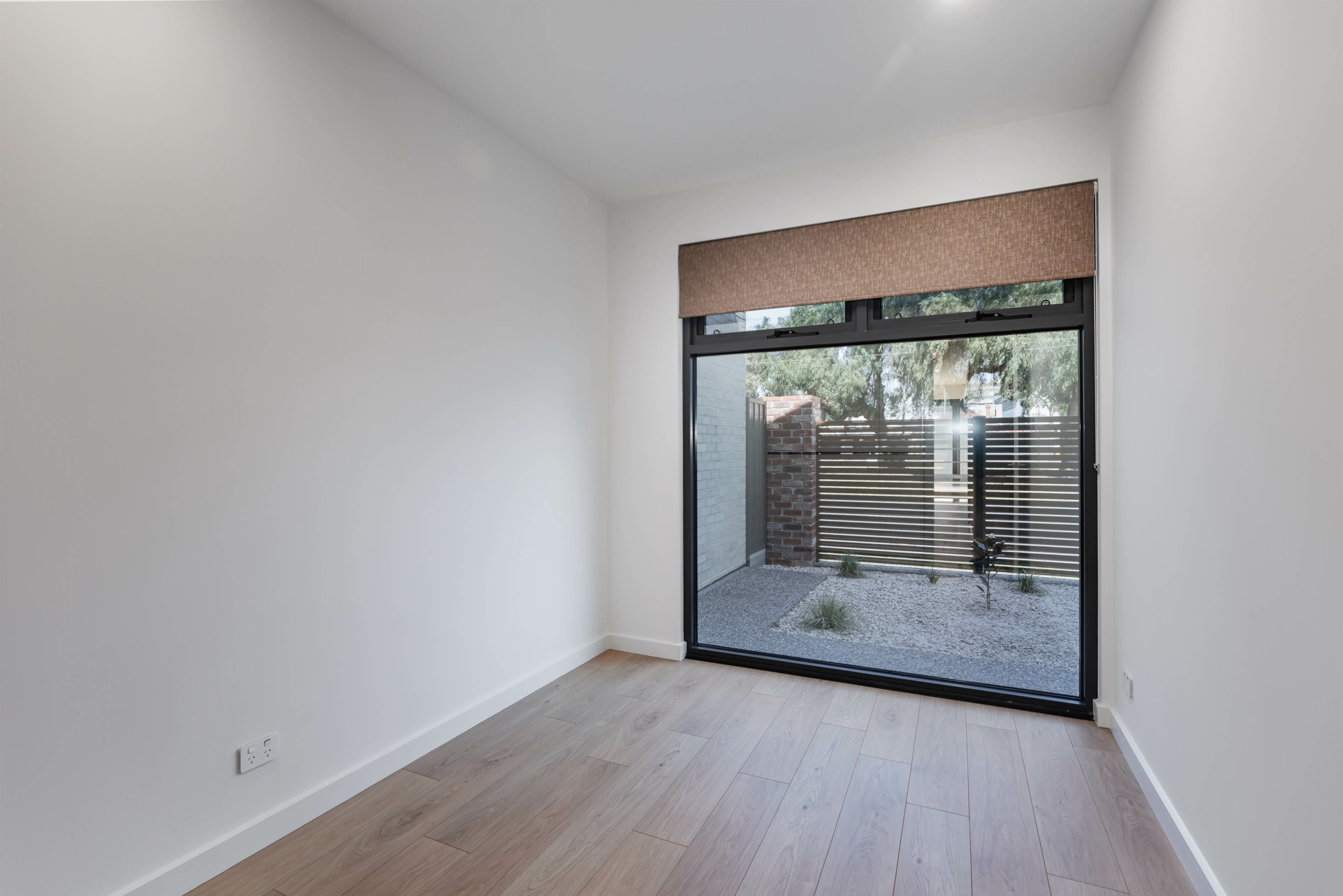 1/775 Port Road — photo 7 of 14