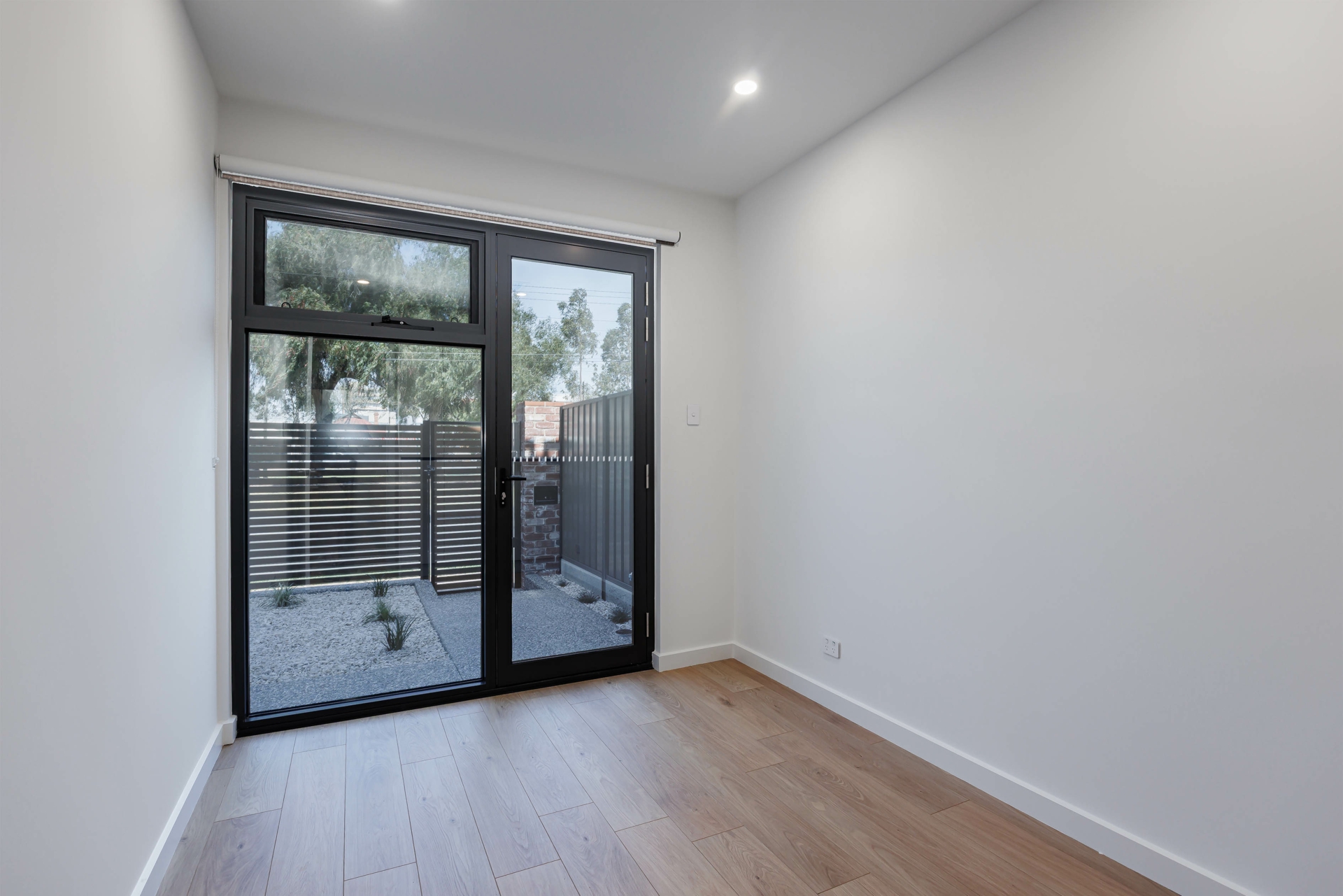 1/775 Port Road — photo 8 of 14