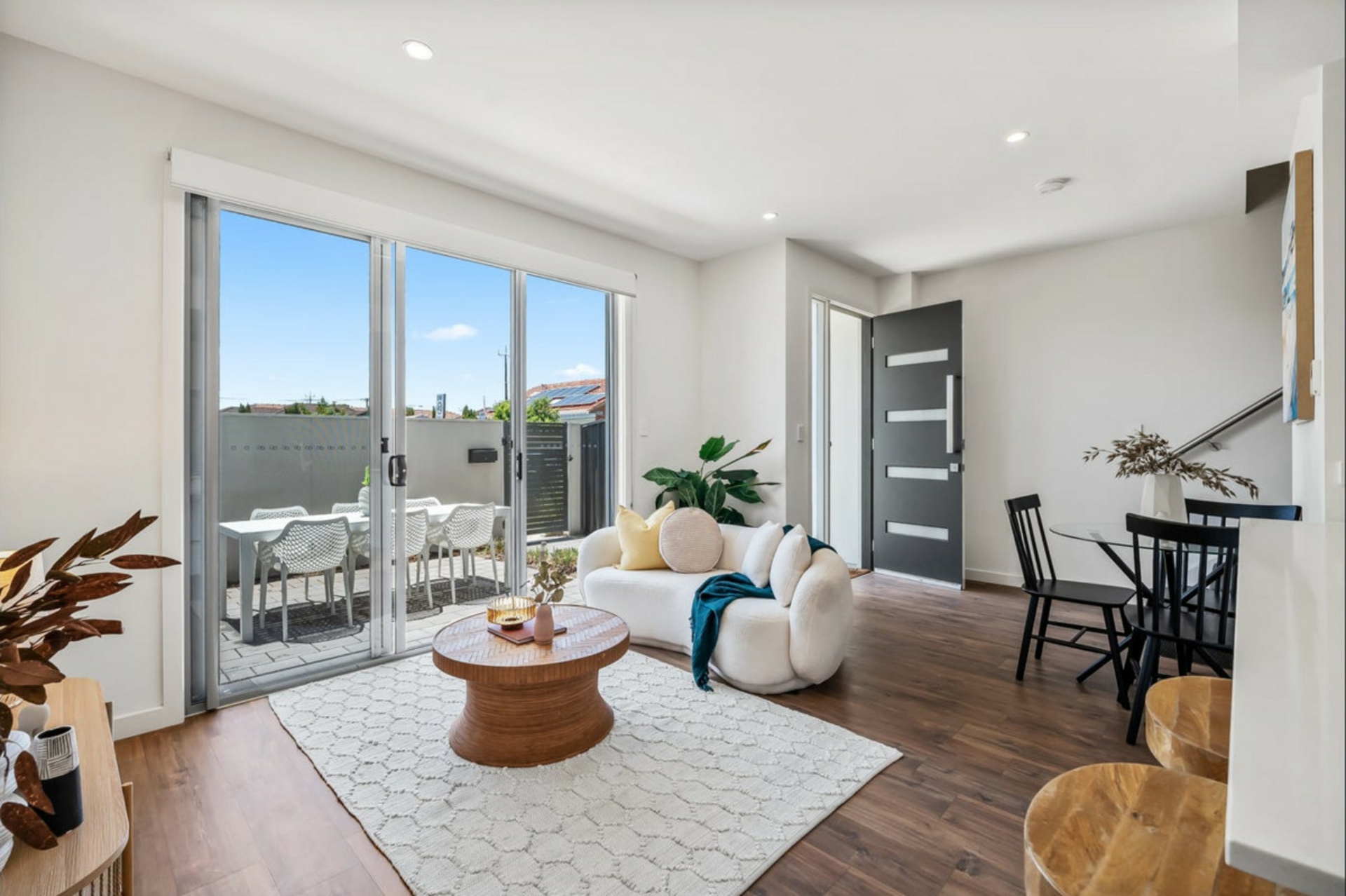 3/1a Shirley Avenue — photo 3 of 22