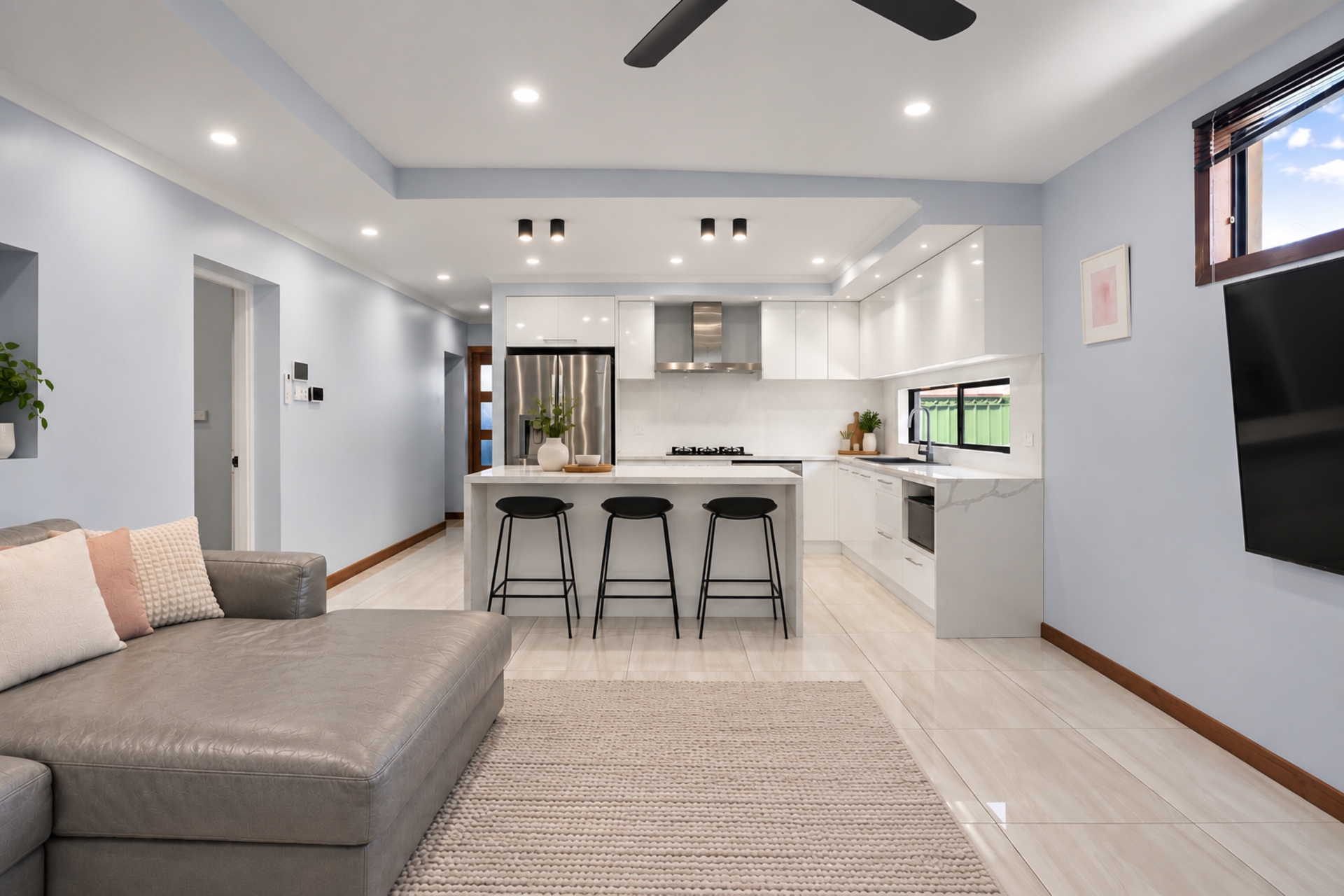 9 Torrens Crescent — photo 5 of 24