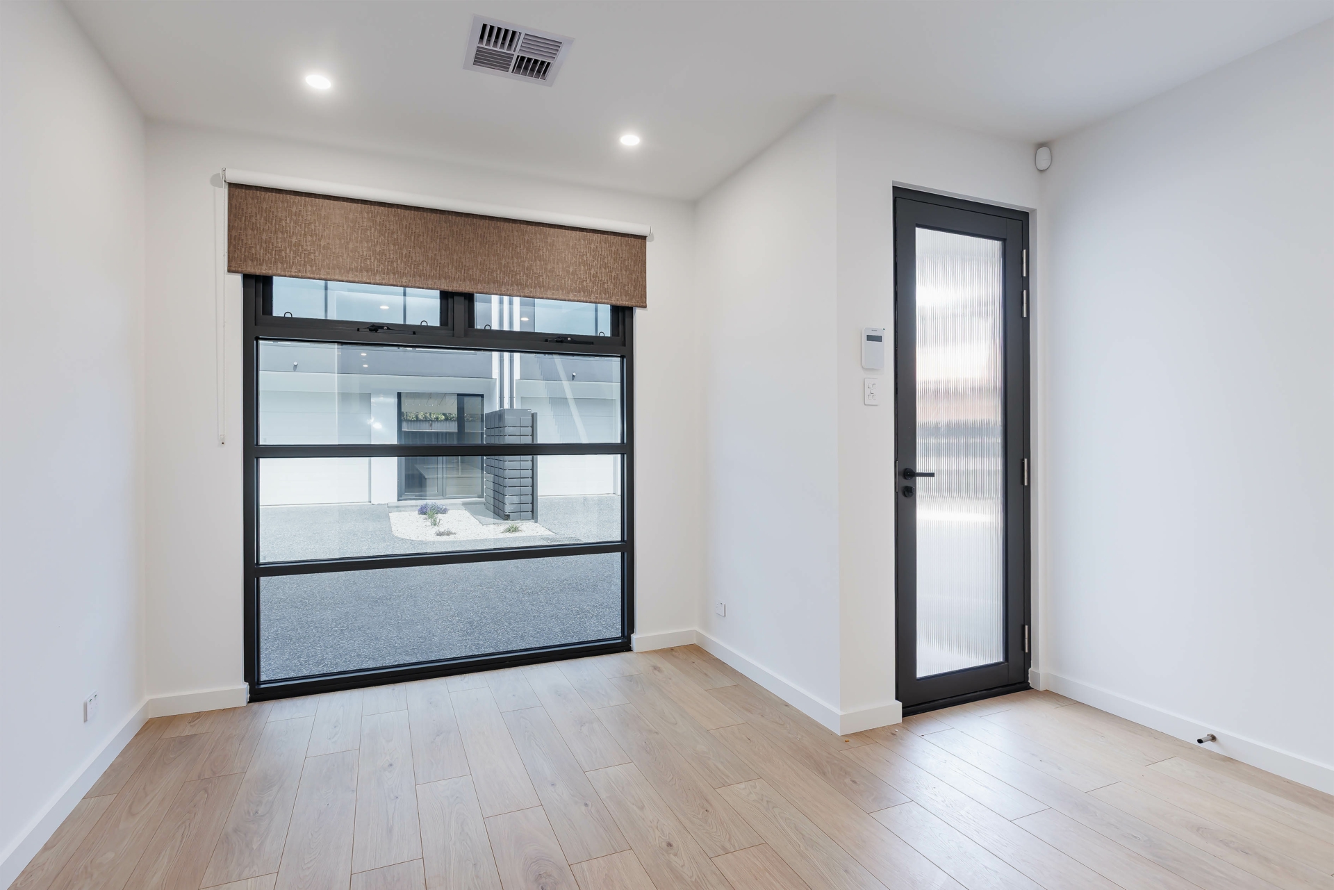 5/775 Port Road — photo 11 of 12