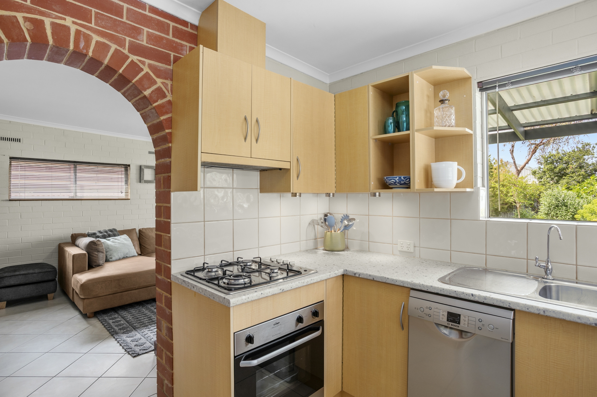 12 Hector Street — photo 7 of 27