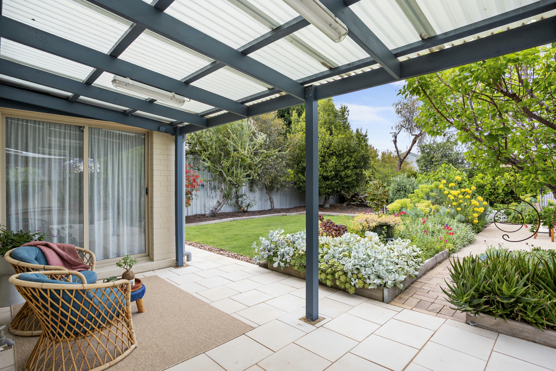 12 Hector Street — photo 11 of 27