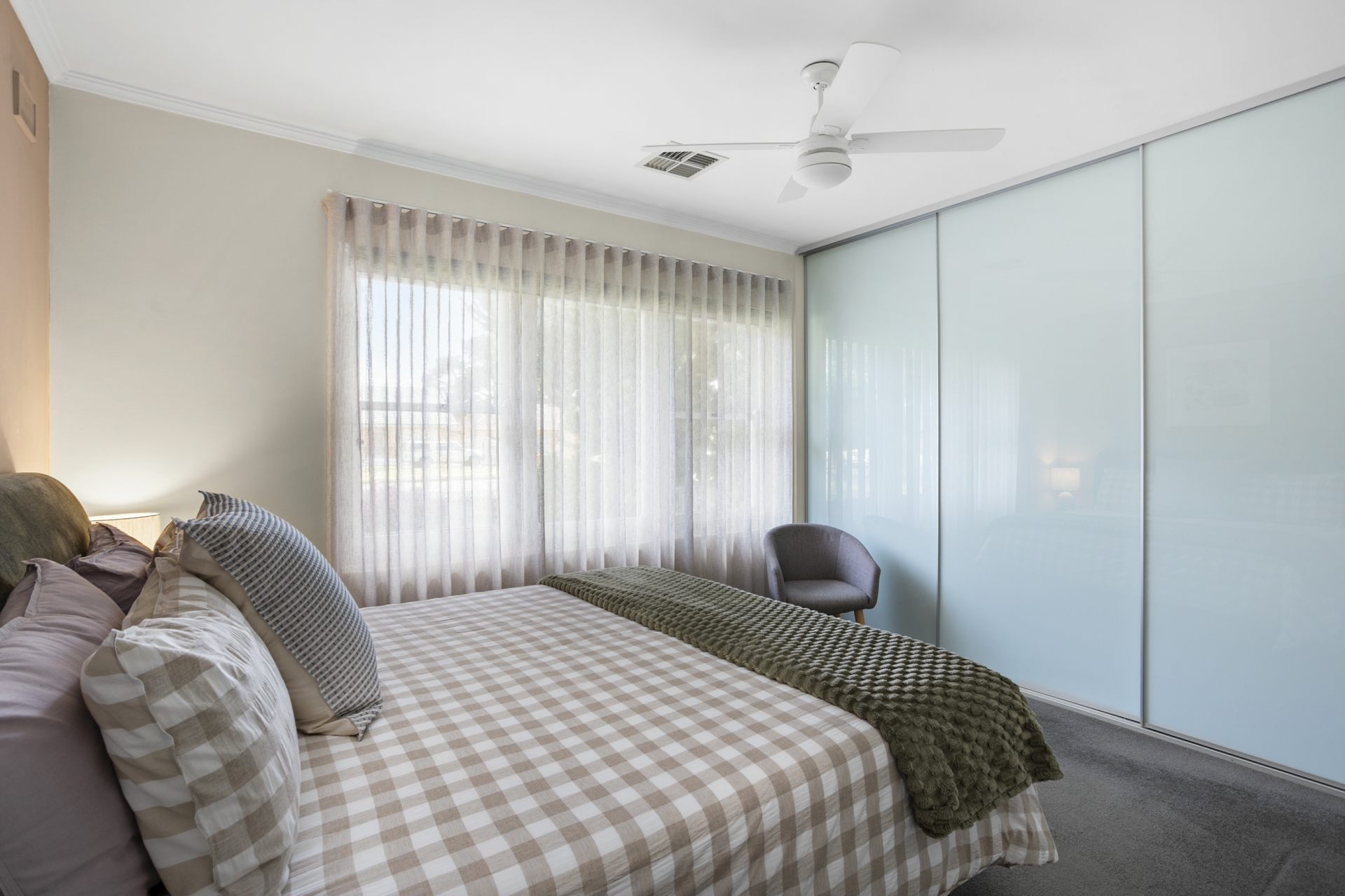 12 Hector Street — photo 15 of 27