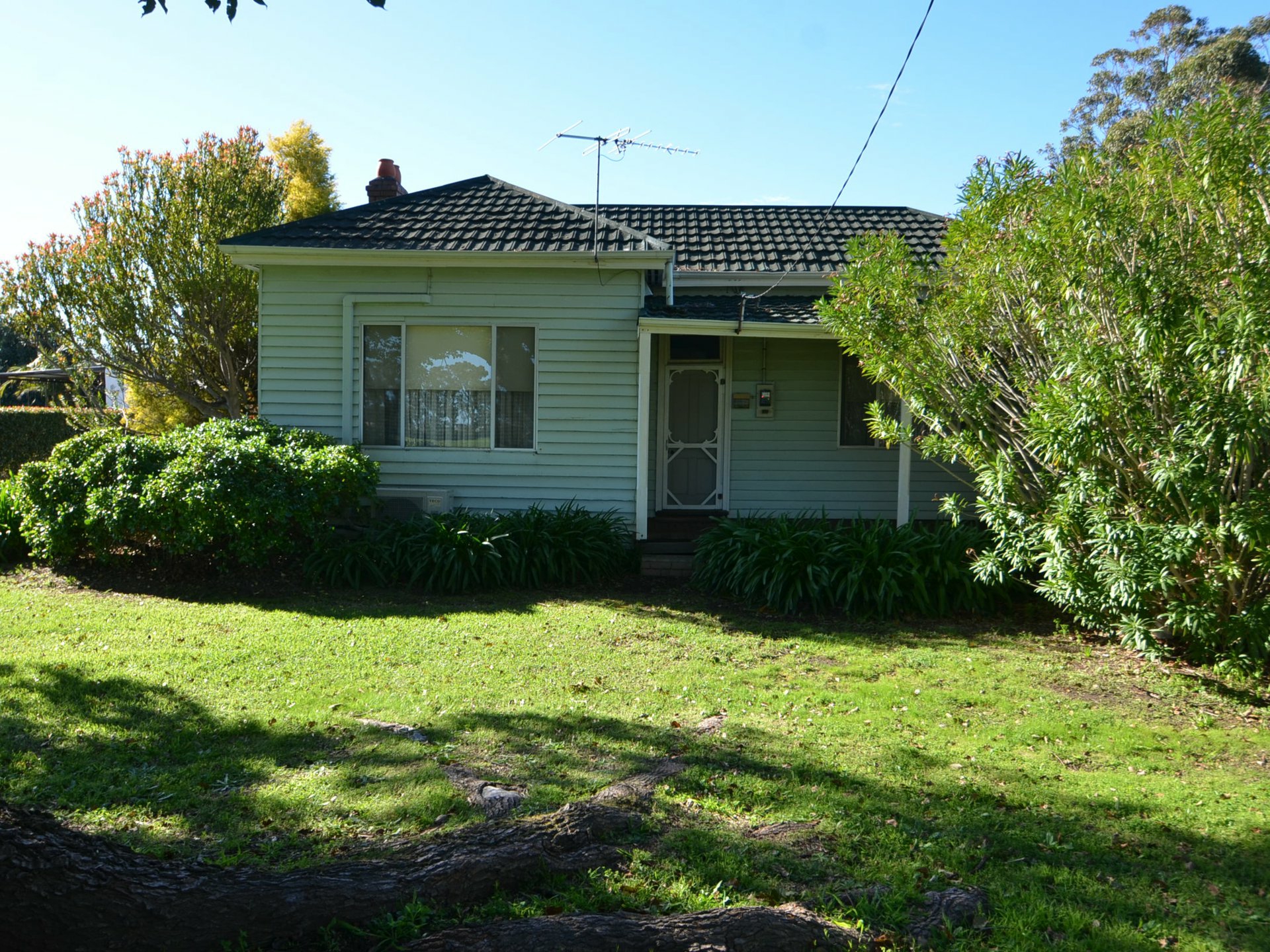 120 Young Street — photo from LJ Hooker Harvey