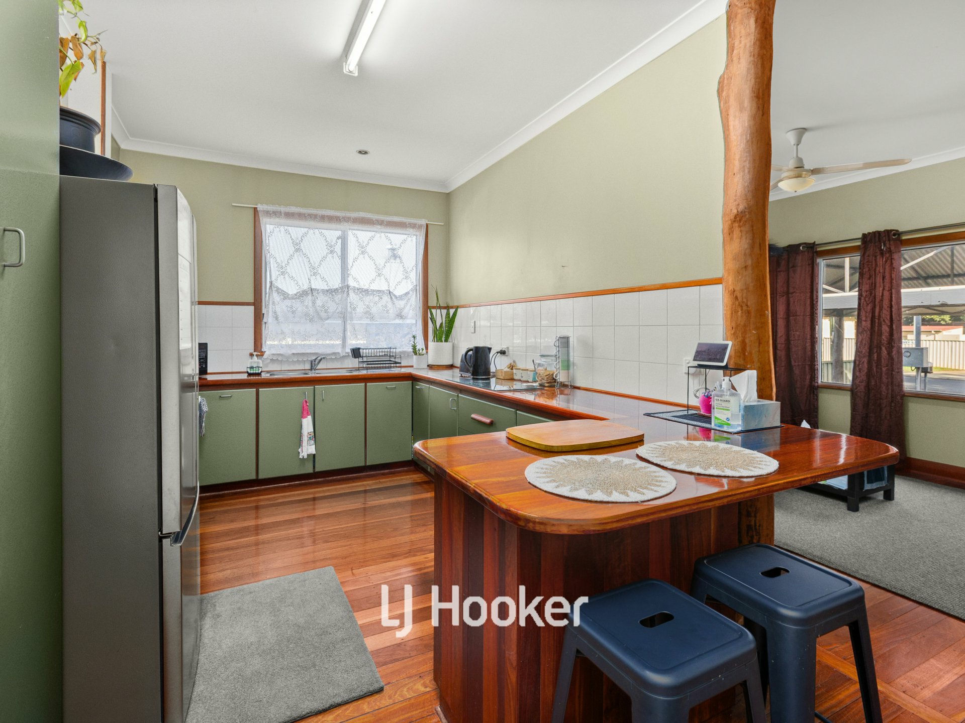 24 Harper Street — photo 4 of 20
