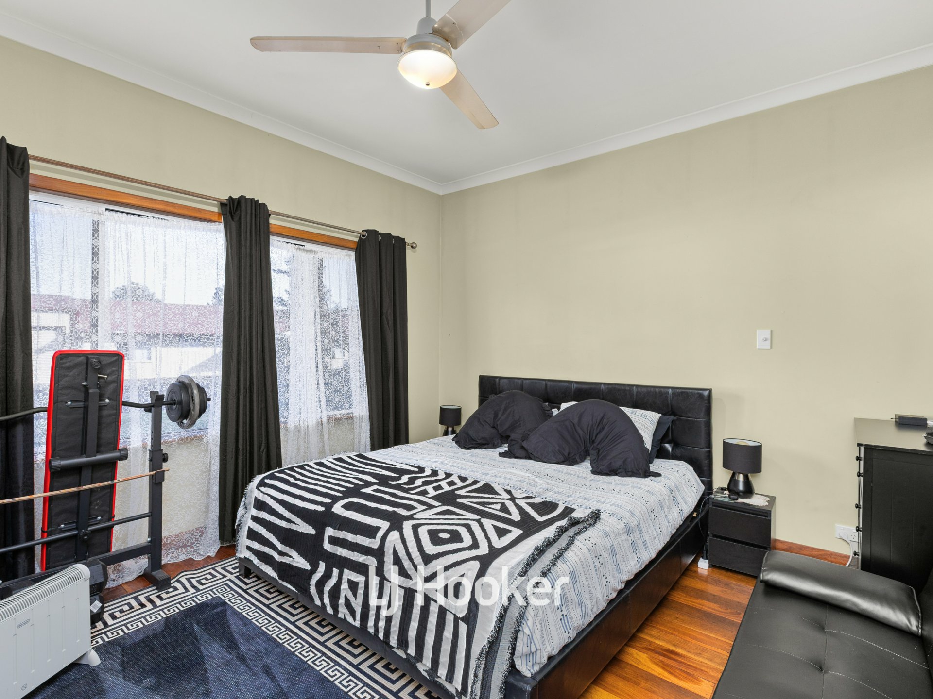 24 Harper Street — photo 7 of 20