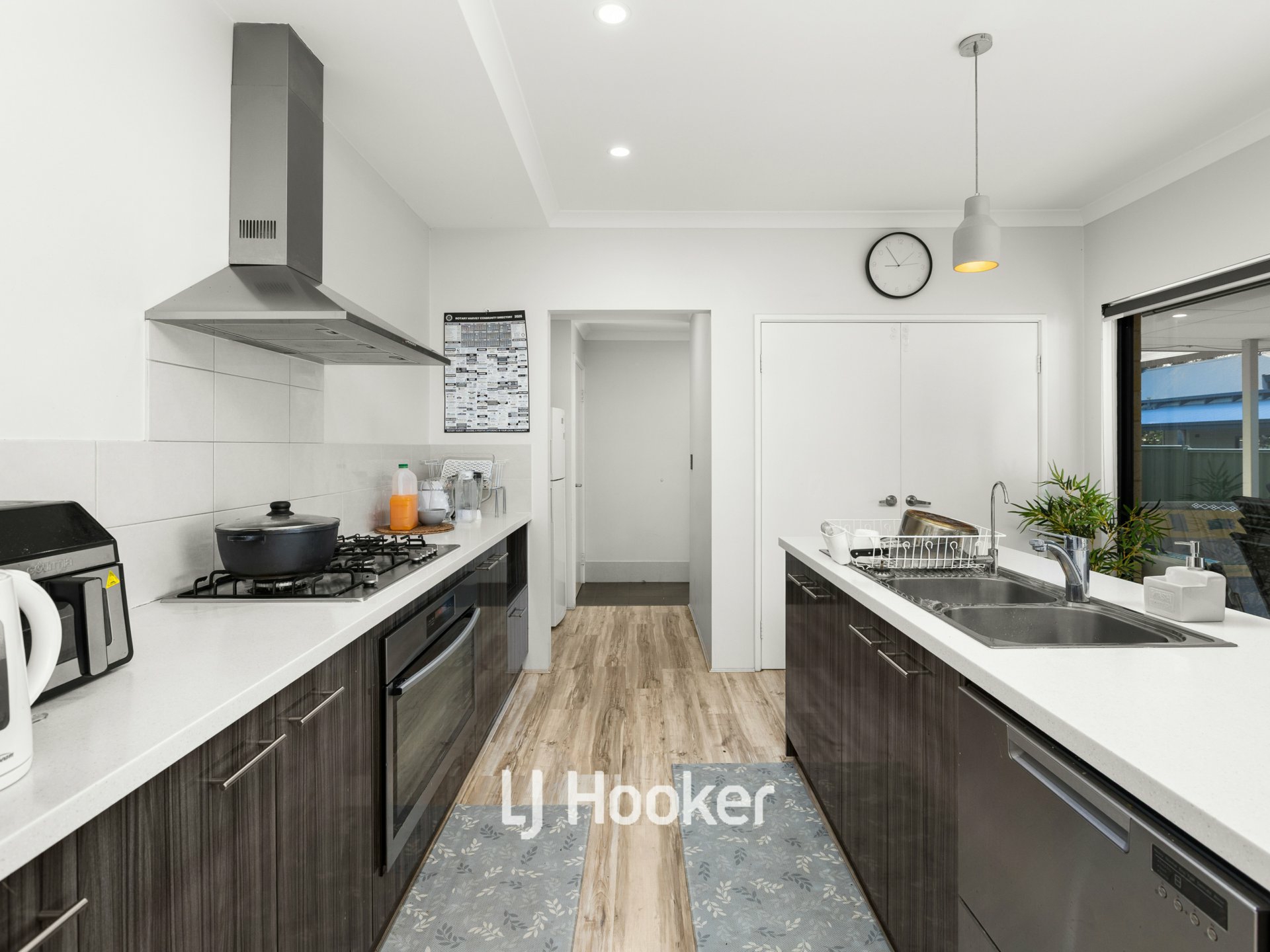 24 Harvey Street — photo 3 of 26