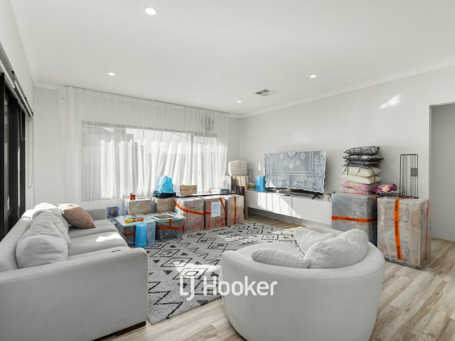 24 Harvey Street — photo 5 of 26