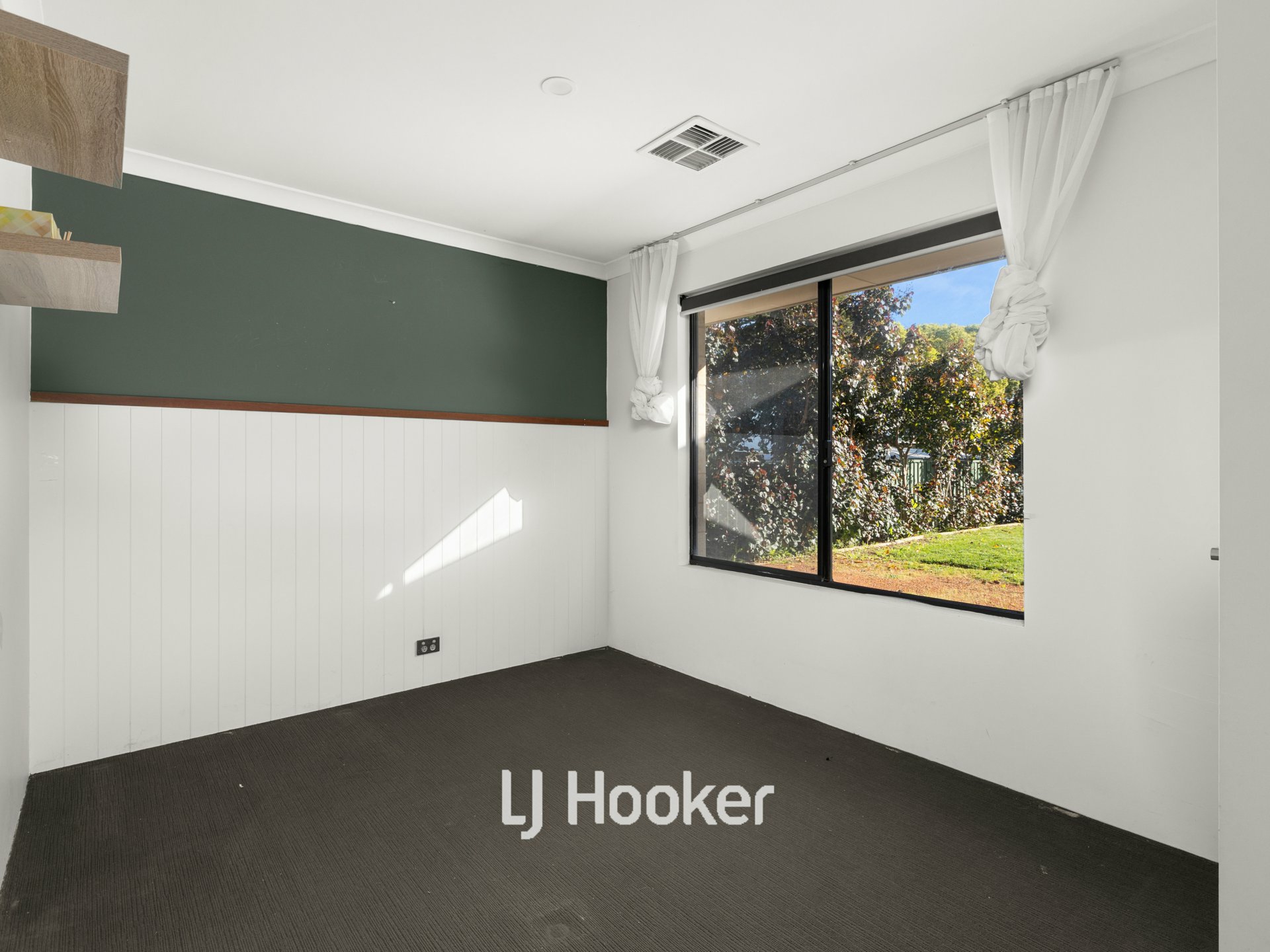 24 Harvey Street — photo 9 of 26