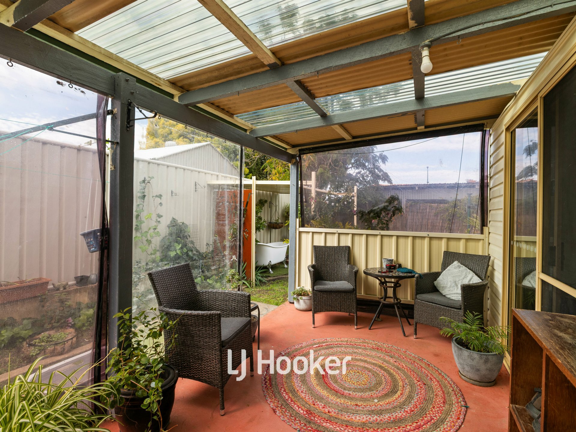 22 Newell Street — photo 14 of 21