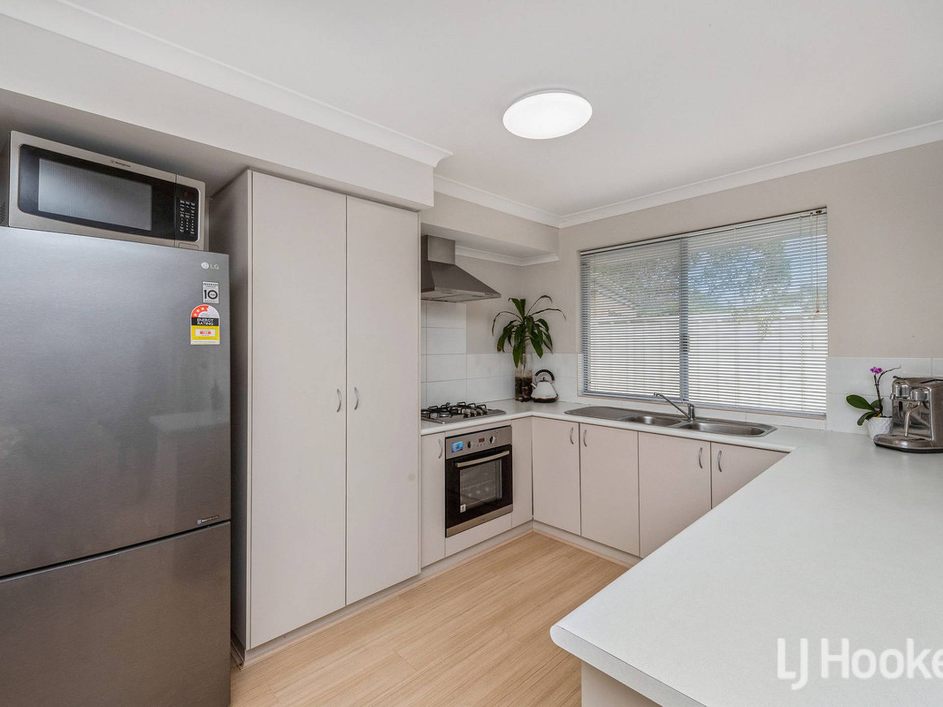 56 Leisure Way, HALLS HEAD