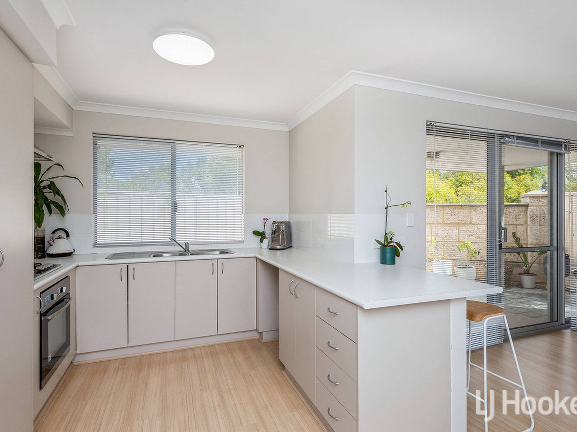 56 Leisure Way, HALLS HEAD