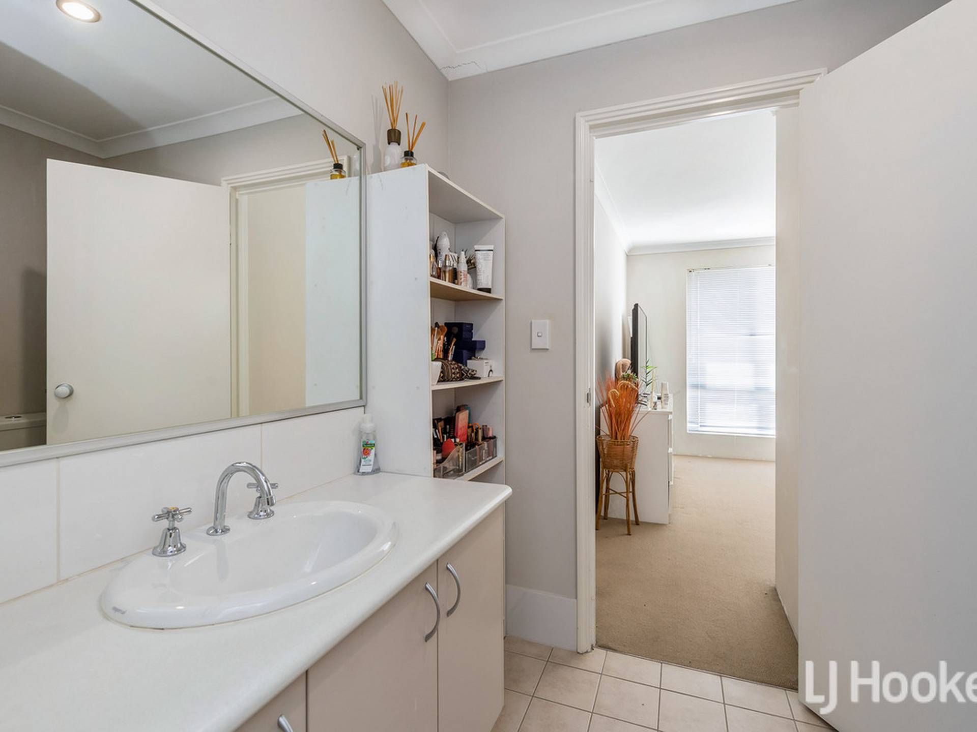 56 Leisure Way, HALLS HEAD