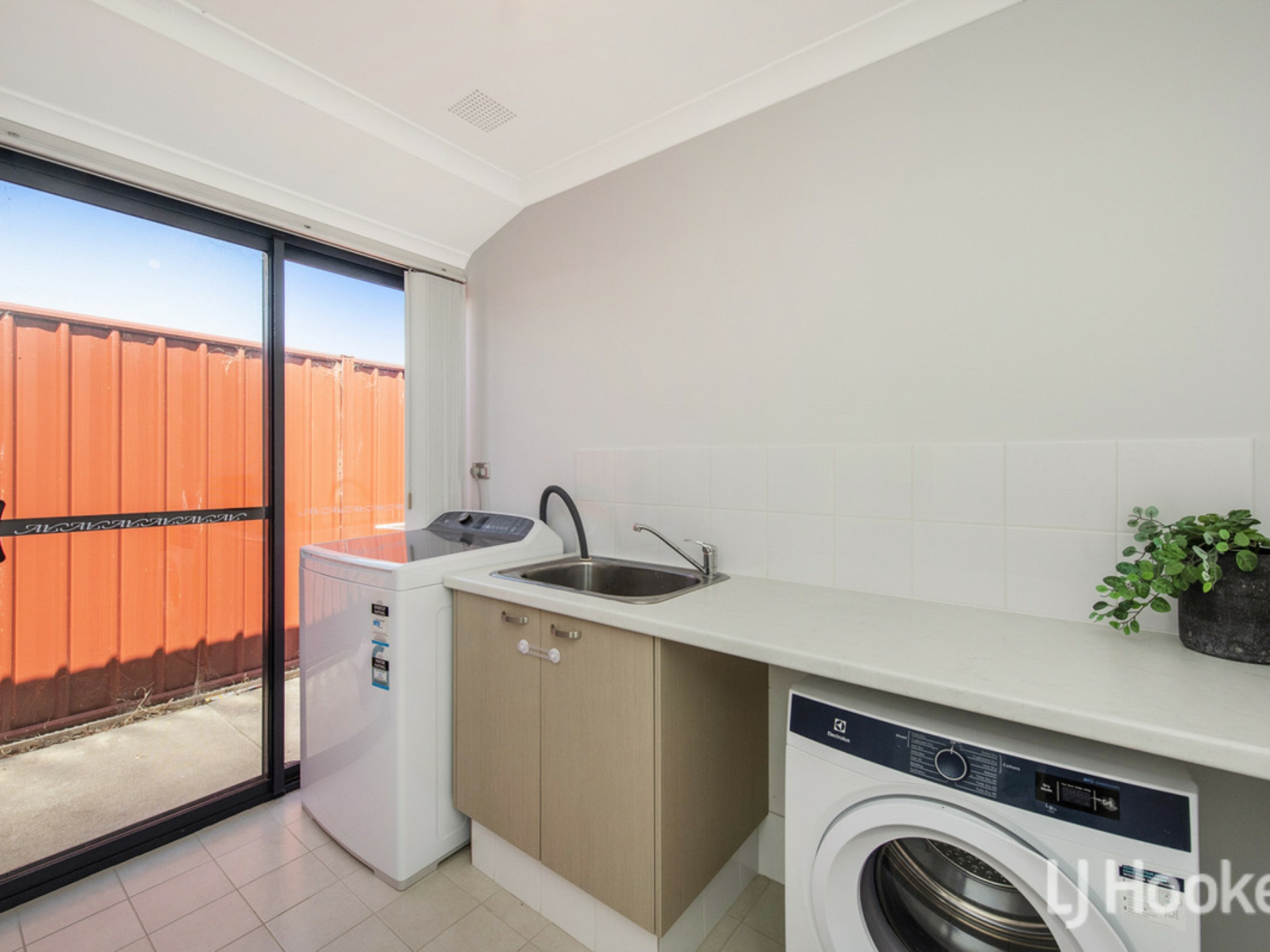 10 Gimlet Street, COODANUP