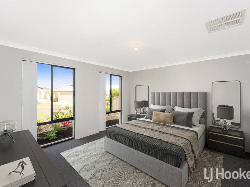 8 Prentice Way, LAKELANDS