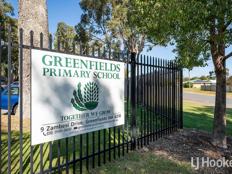 1 Yukon Close, Greenfields