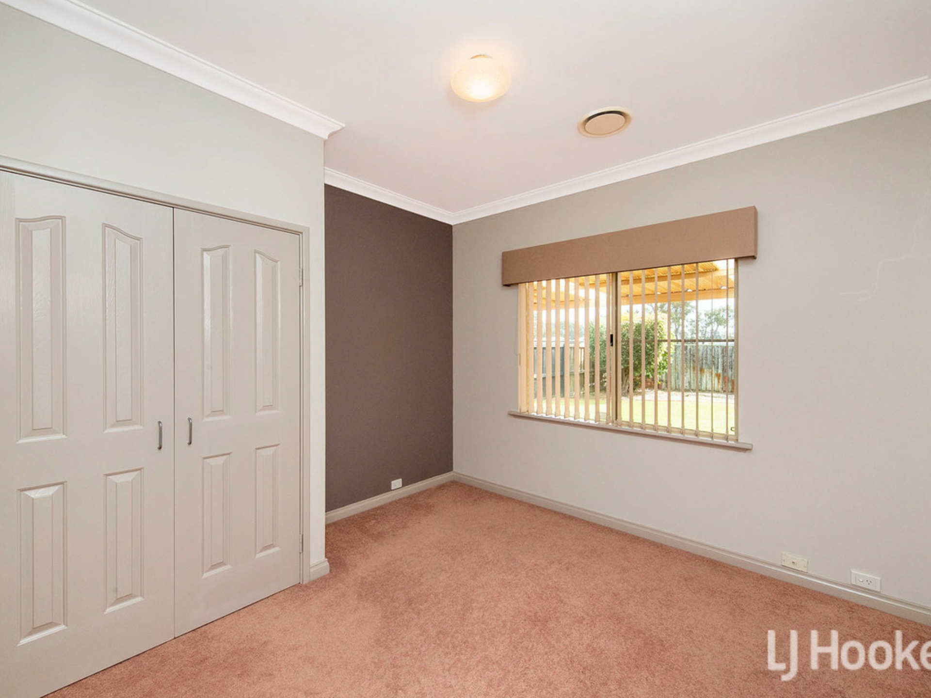 18 Macquarie Drive, COODANUP