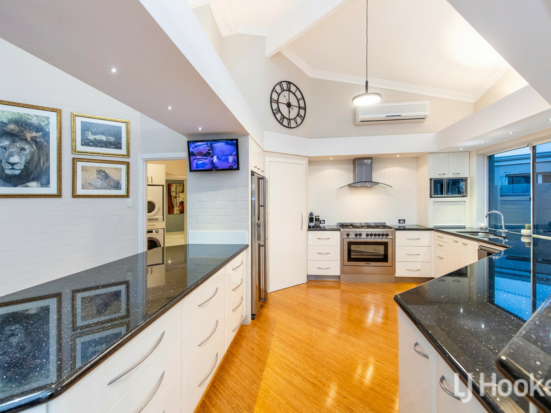 4 Fortescue Court, DUDLEY PARK