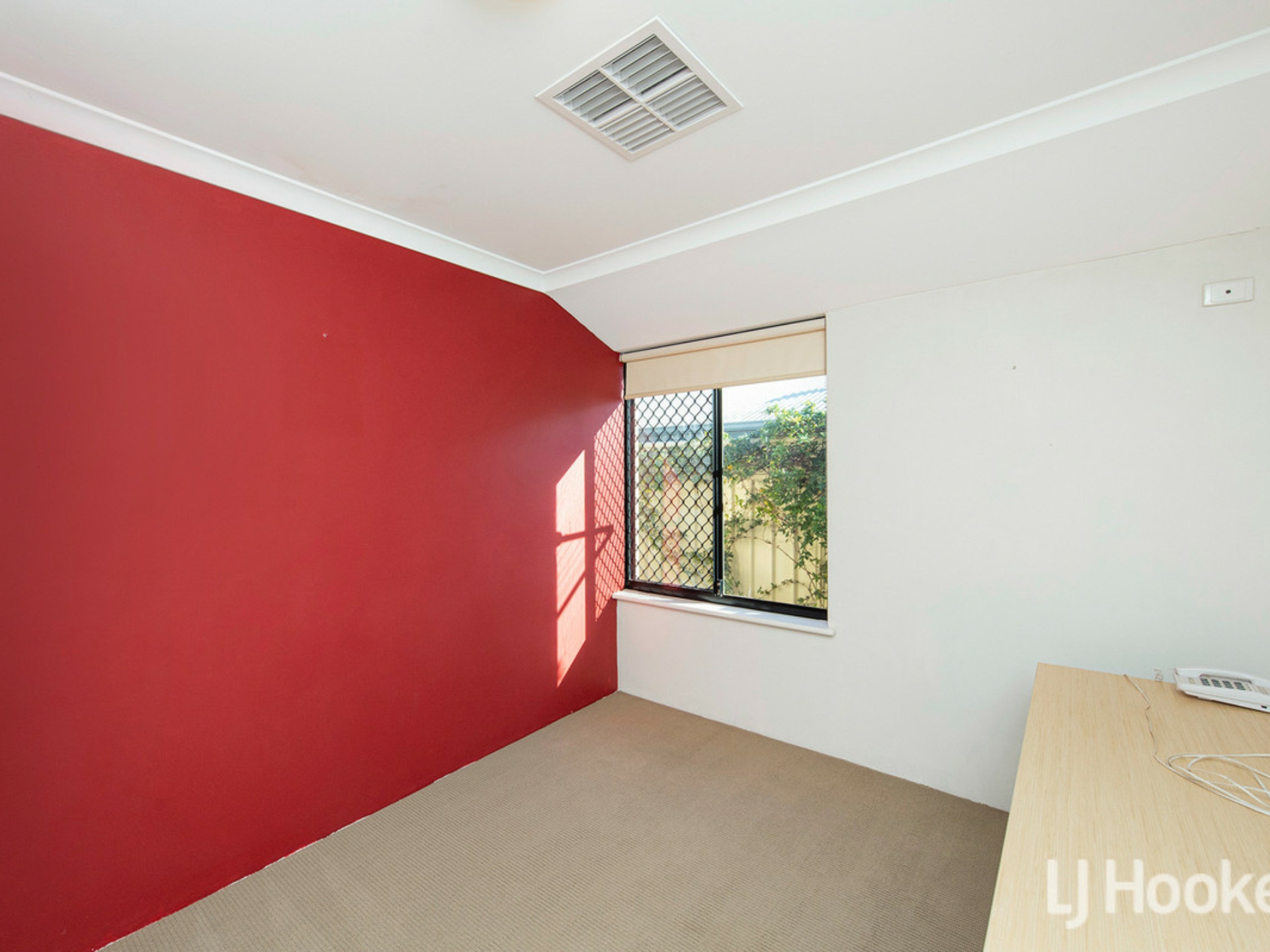 6 Hazelmere Drive, DAWESVILLE