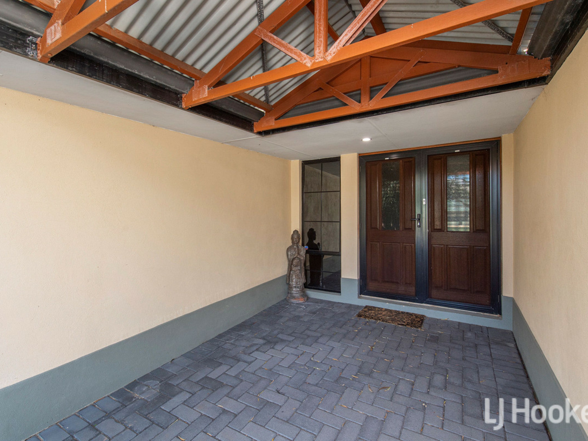 6 Hazelmere Drive, DAWESVILLE