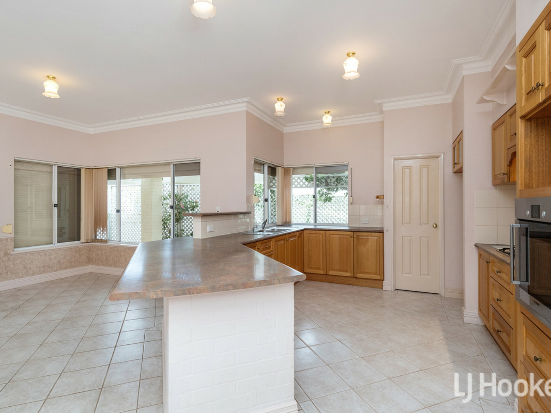 15 Madora Beach Road, MADORA BAY