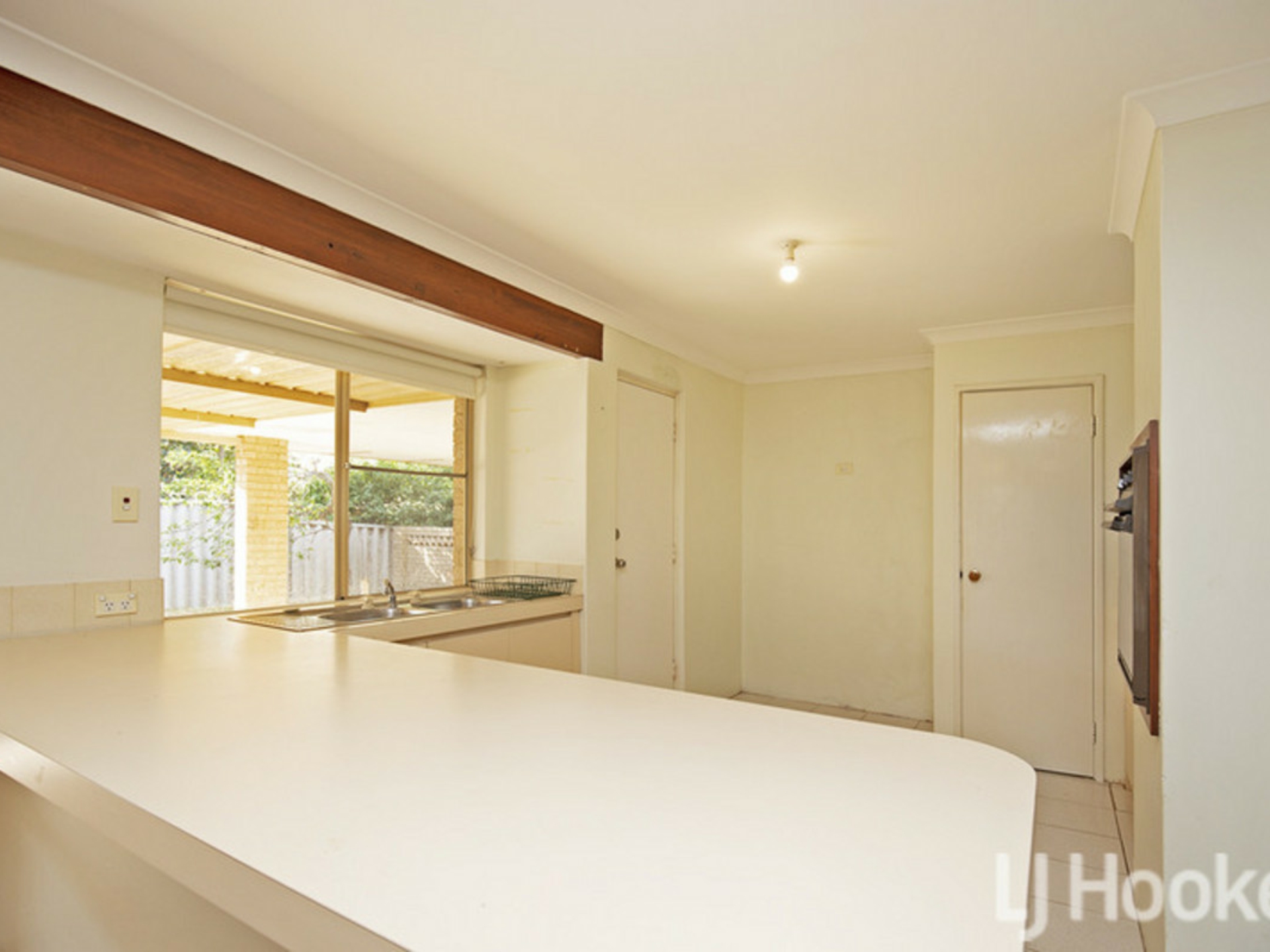 9 Olinda Court, GREENFIELDS