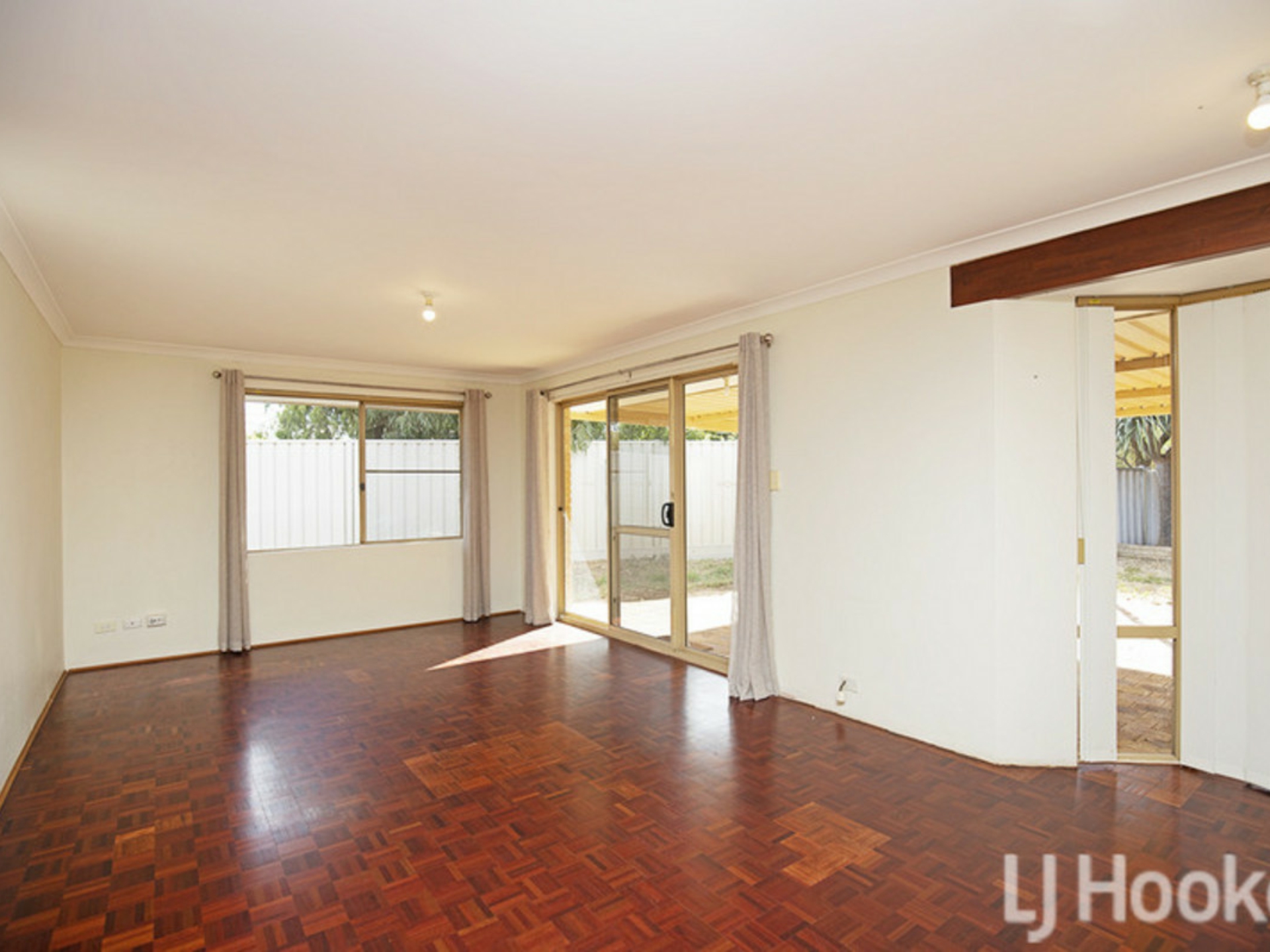 9 Olinda Court, GREENFIELDS