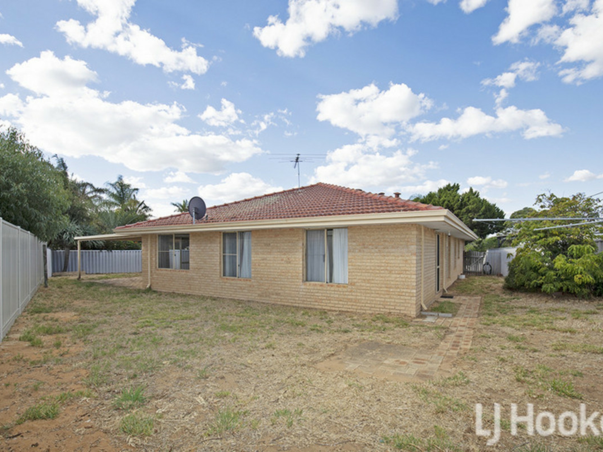 9 Olinda Court, GREENFIELDS