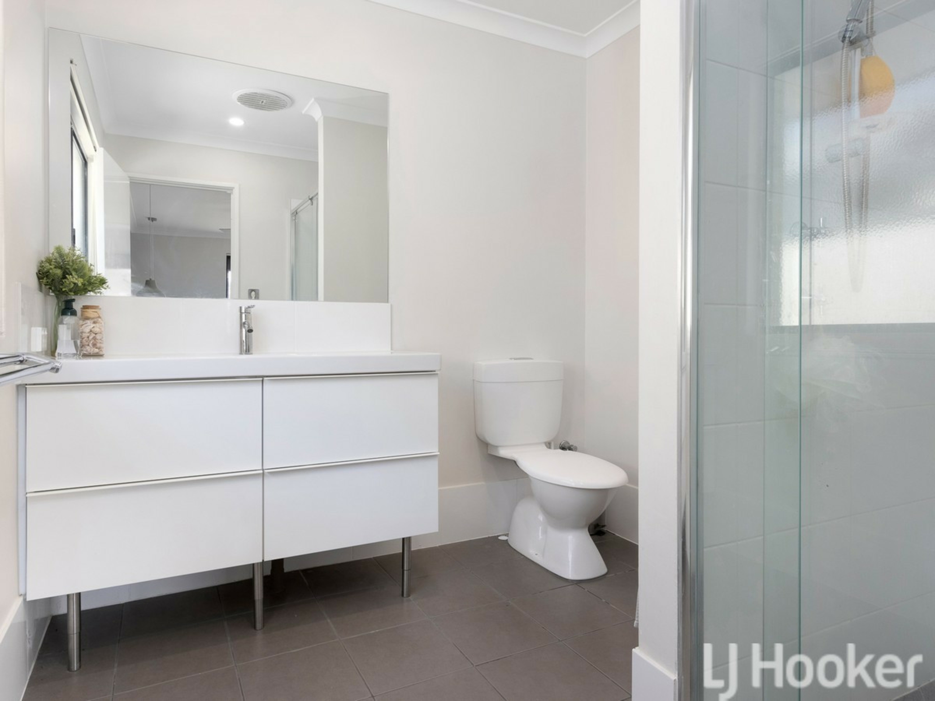 99 Pebble Beach Boulevard, MEADOW SPRINGS