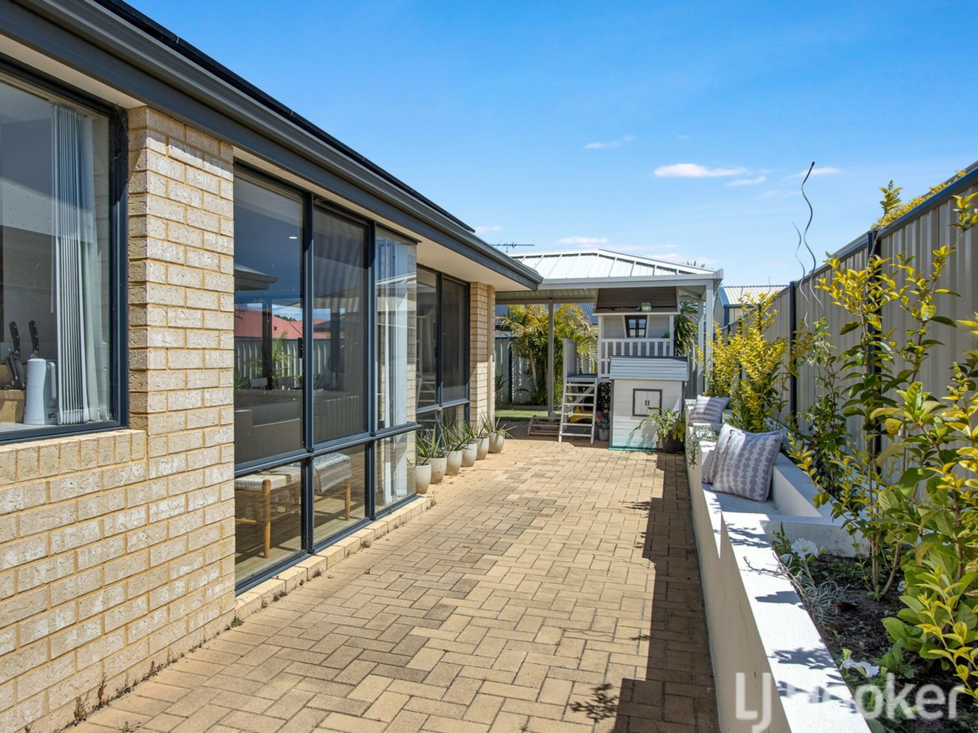 99 Pebble Beach Boulevard, MEADOW SPRINGS