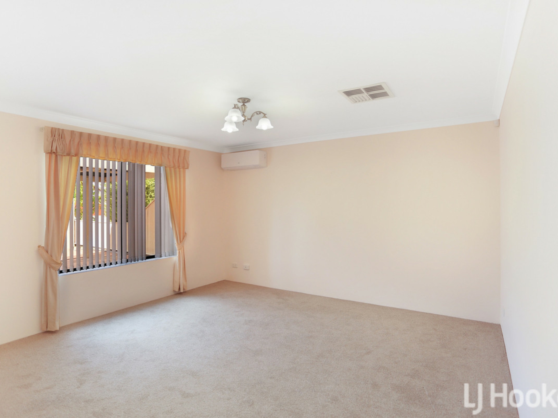 3 Rialto Place, HALLS HEAD