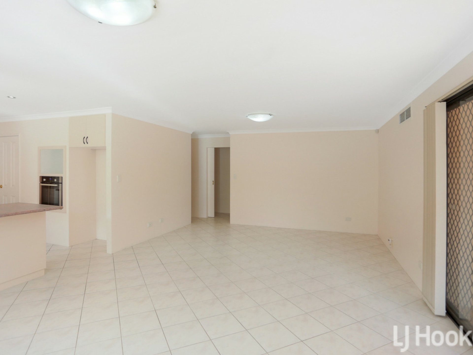 3 Rialto Place, HALLS HEAD